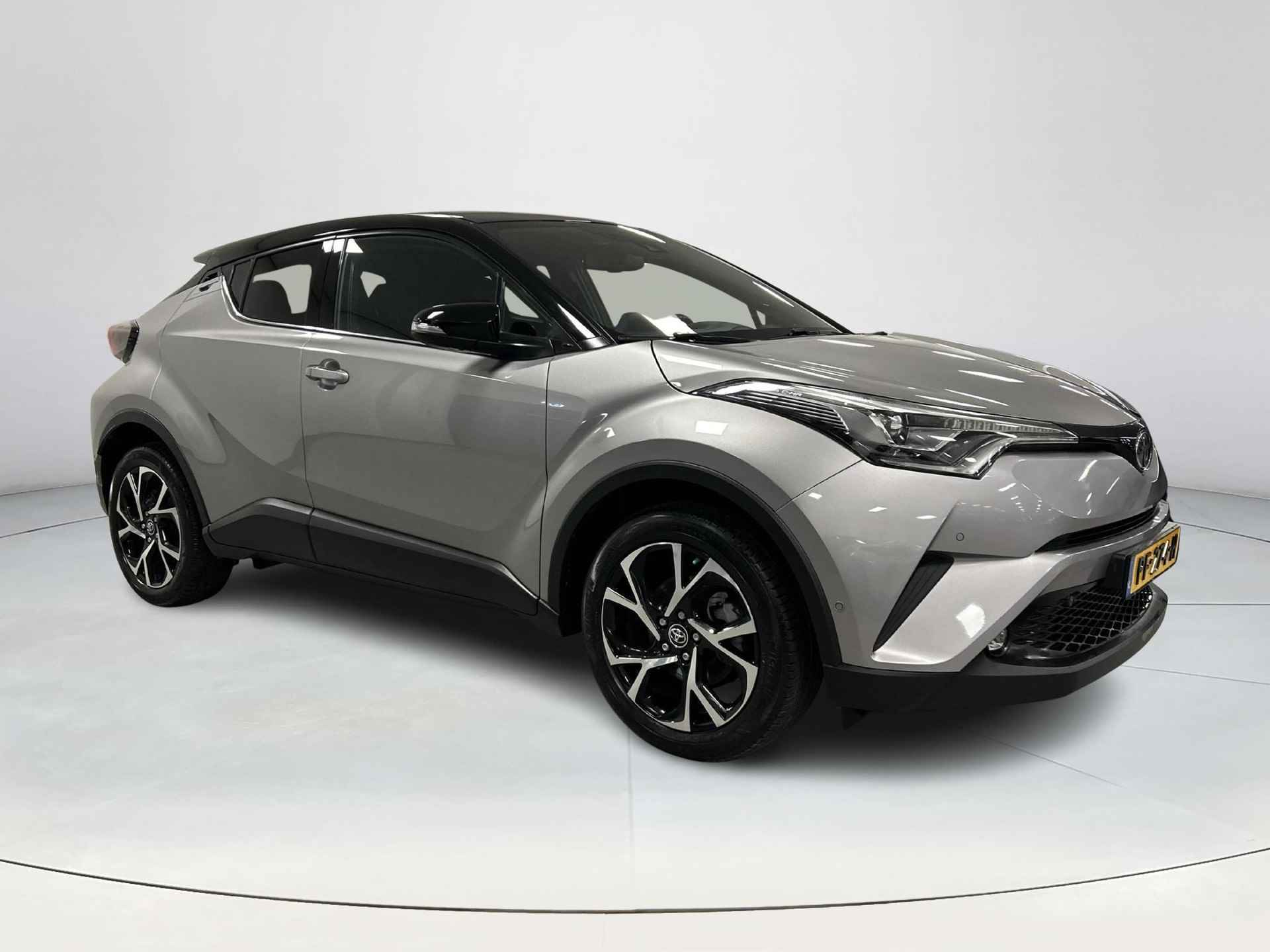 Toyota C-HR 1.2 Bi-Tone Plus - 4/25