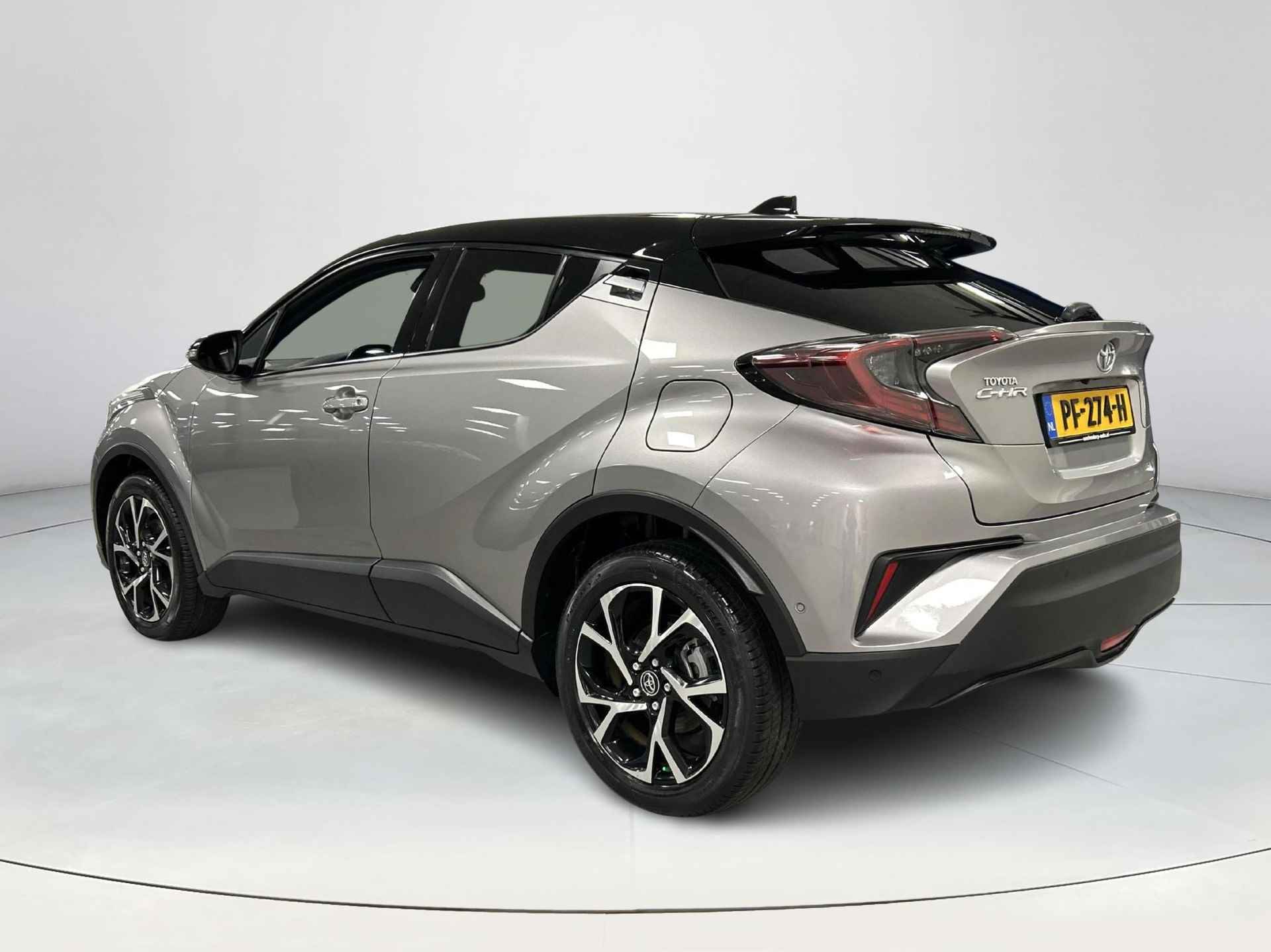 Toyota C-HR 1.2 Bi-Tone Plus - 7/25