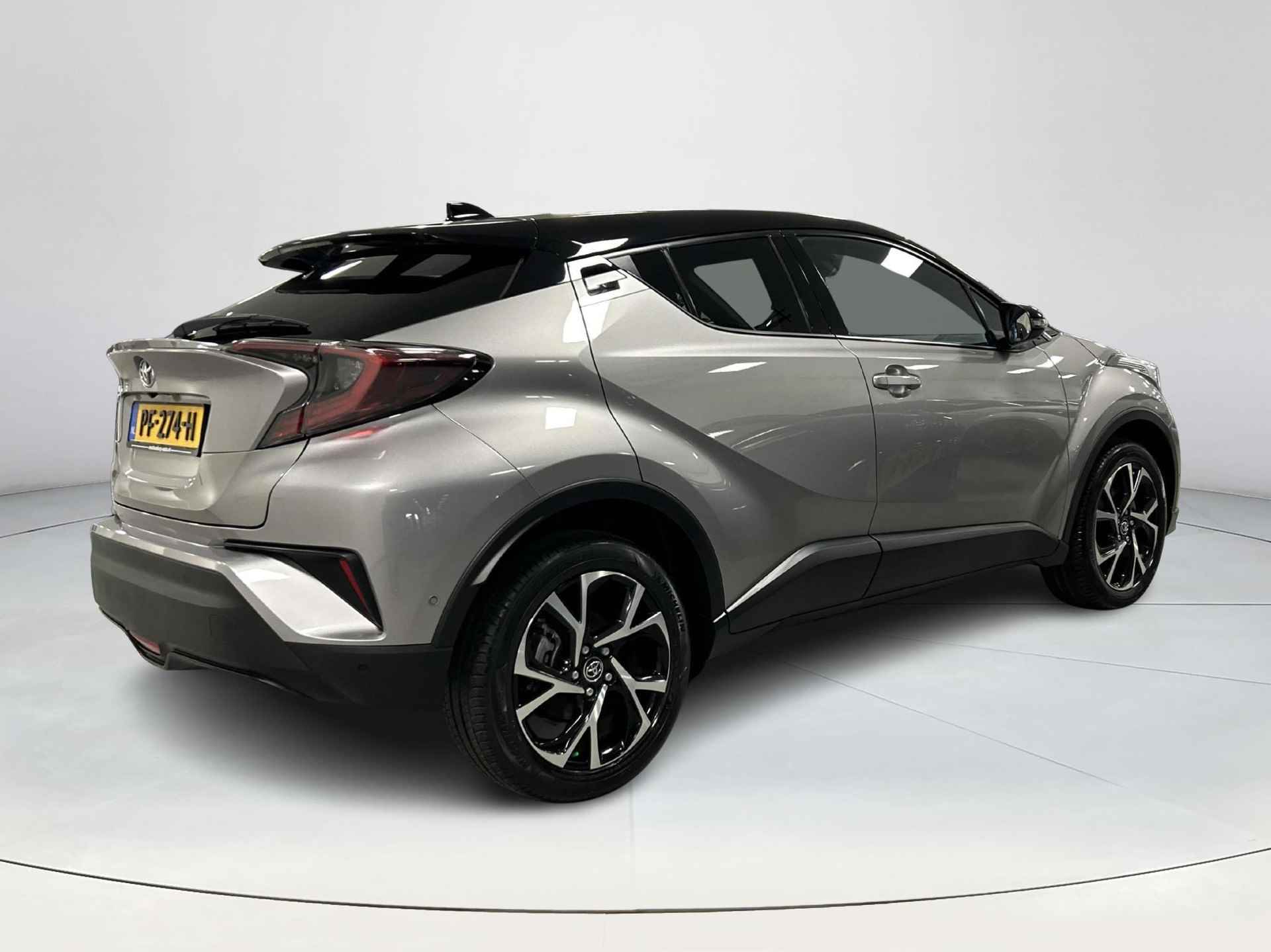 Toyota C-HR 1.2 Bi-Tone Plus - 9/25