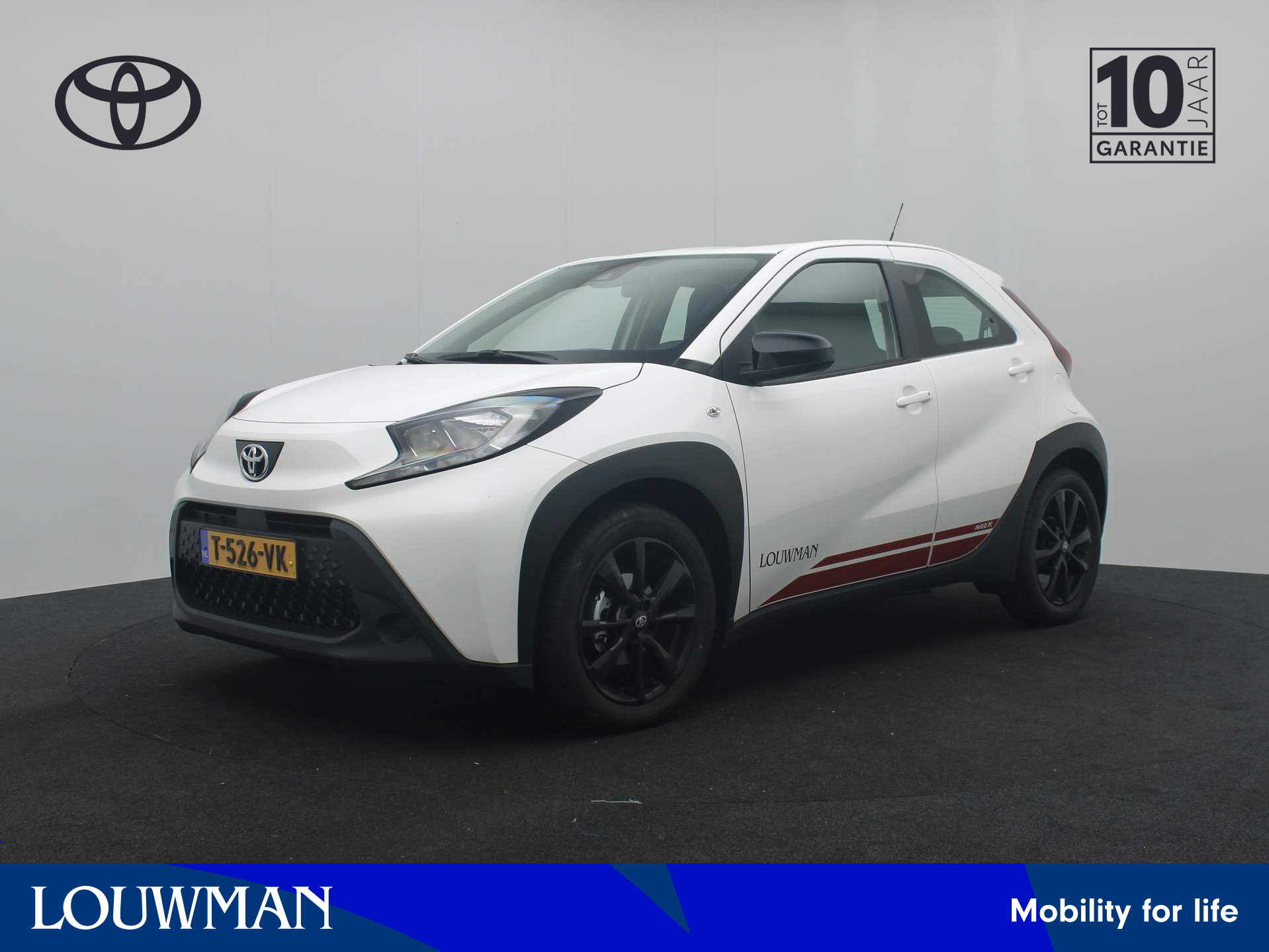 Toyota Aygo X 1.0 VVT-i MT Play Red Pack *Demo* | Apple Carplay / Android Auto | bij viaBOVAG.nl