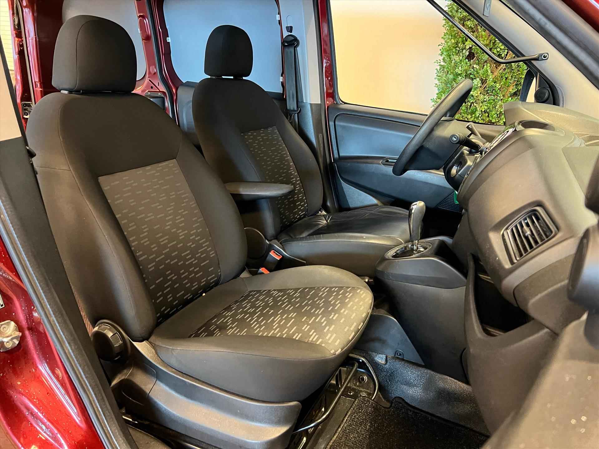 Opel Combo Automaat incl. interieurlift / kofferbaklift - 15/37