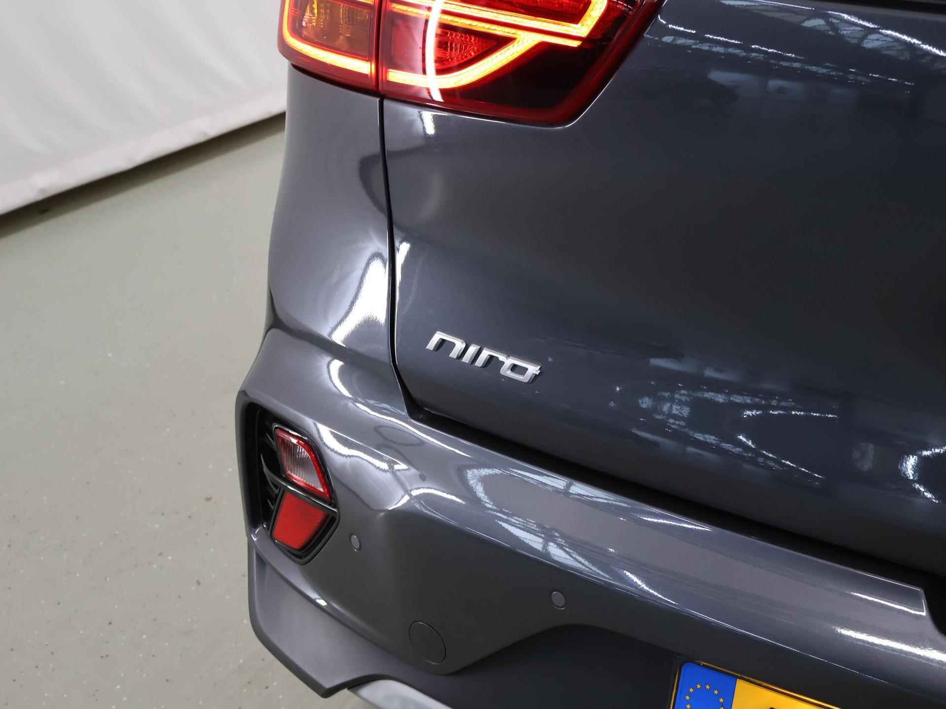 Kia Niro 1.6 GDi Hybrid DynamicLine | Adaptieve Cruise Control | Navigatie | Parkeercamera | Climate Control | - 36/38