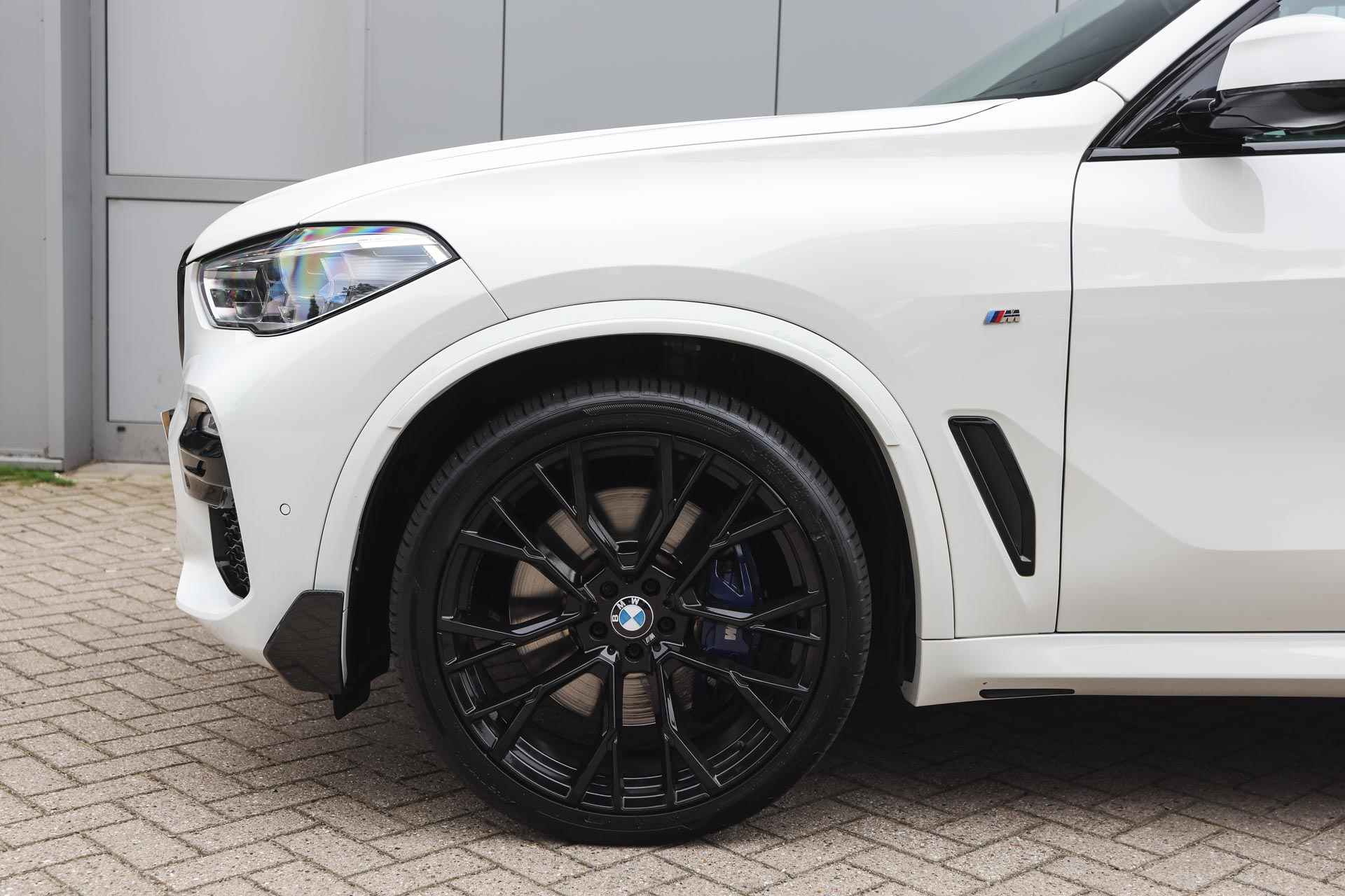 BMW X5 xDrive30d High Executive M Sport Automaat / Panoramadak / Trekhaak / Laserlicht / Sportstoelen / Head-Up / Active Cruise Control / Soft Close / Adaptief M onderstel - 6/43