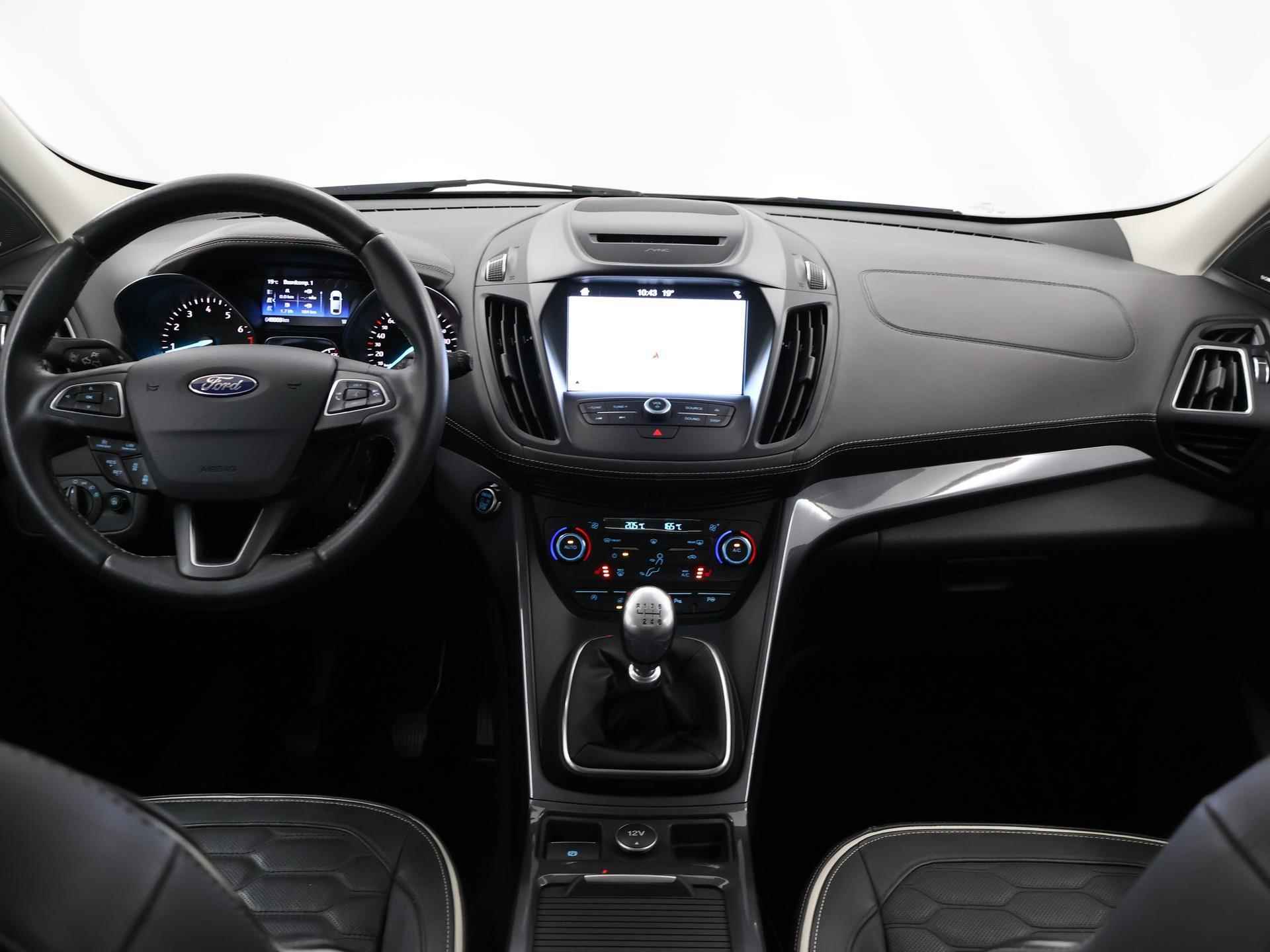 Ford Kuga 1.5 EcoBoost Vignale | Adaptive Cruise Control | Panoramadak | Parkeercamera | Winterpack | - 9/44
