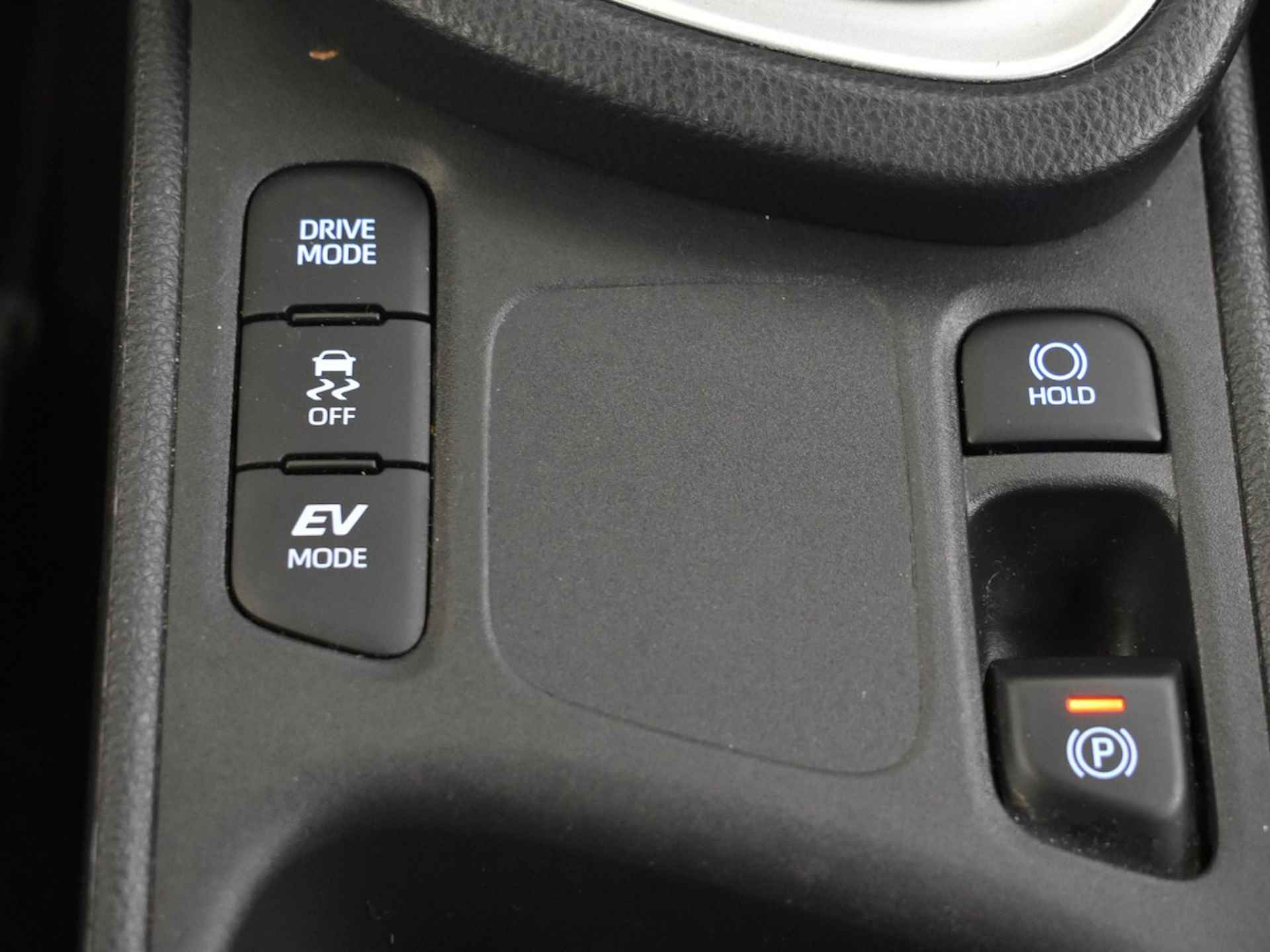 Toyota Yaris Cross * NETTO DEAL * 1.5 Hybrid Dynamic | LED | Camera | Carplay - 27/31