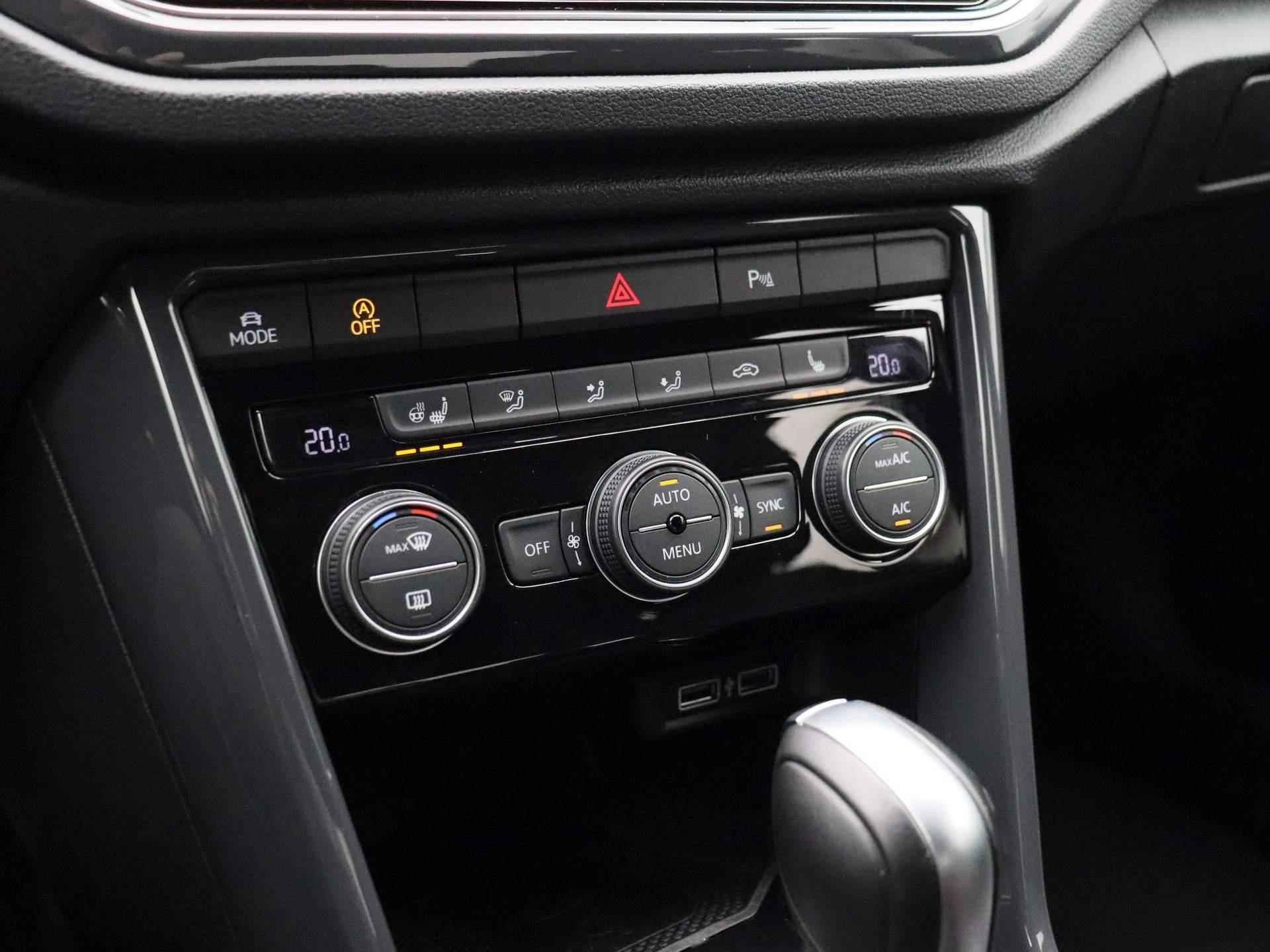 Volkswagen T-Roc 1.5 TSI Sport 150 PK | Automaat | Adaptive Cruise Control | Climate Control | Trekhaak | Stoelverwarming | Parkeersensoren | Lichtmetalen velgen | Privacy glass | Apple Carplay | Android Auto | - 19/36