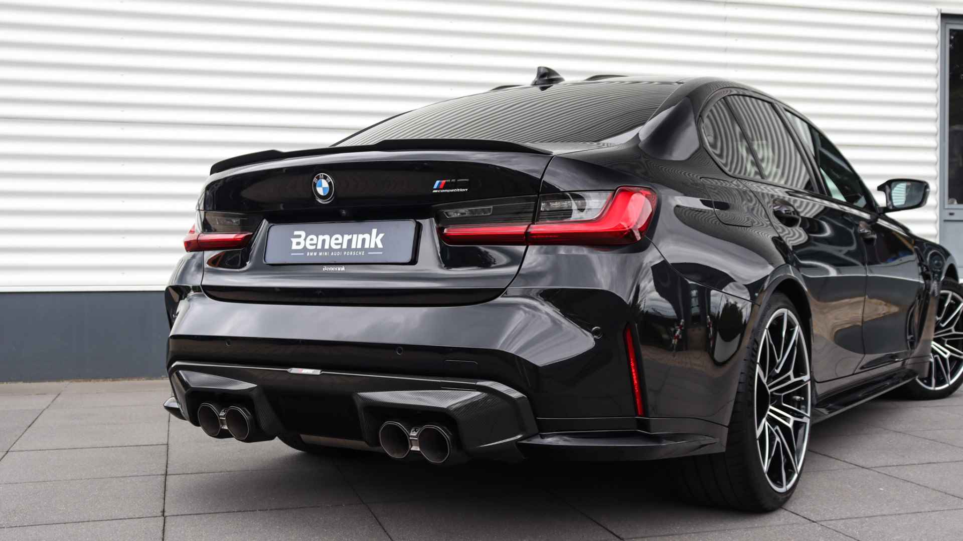 BMW M3 Competition | Akrapovic | Harman/Kardon | Stoelventilatie | Head-up | Laserlight | M Carbon exterieur pakket - 28/46