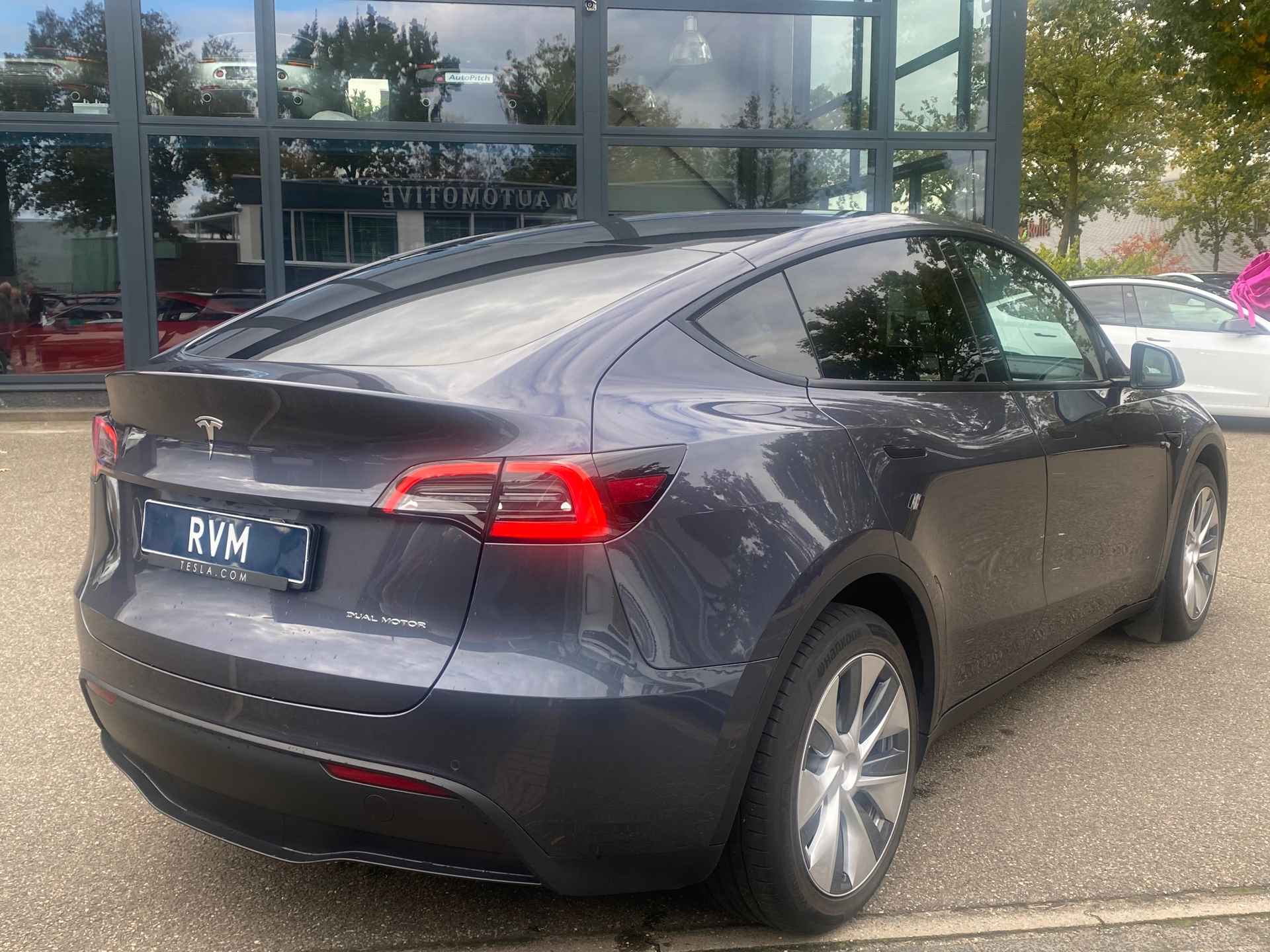 Tesla Model Y Long Range AWD 75 kWh | AUTOPILOT | LEDER | TESLA GARANTIE T/M 2-2026 - 5/29