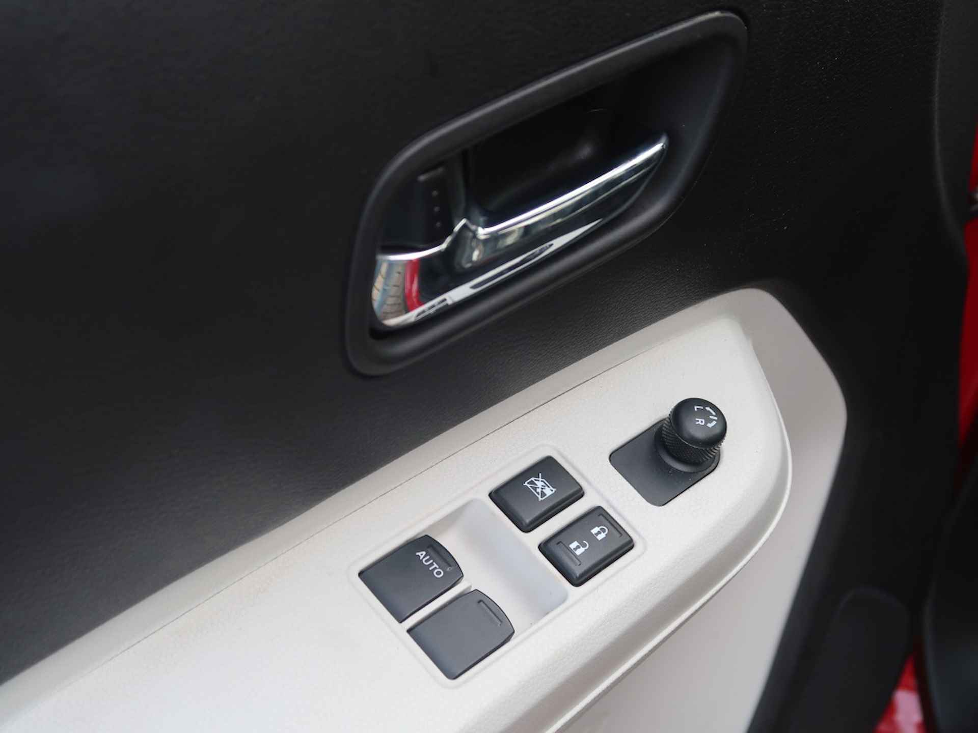 Suzuki Ignis 1.2 Hybrid Select / navigatie / camera - 9/25
