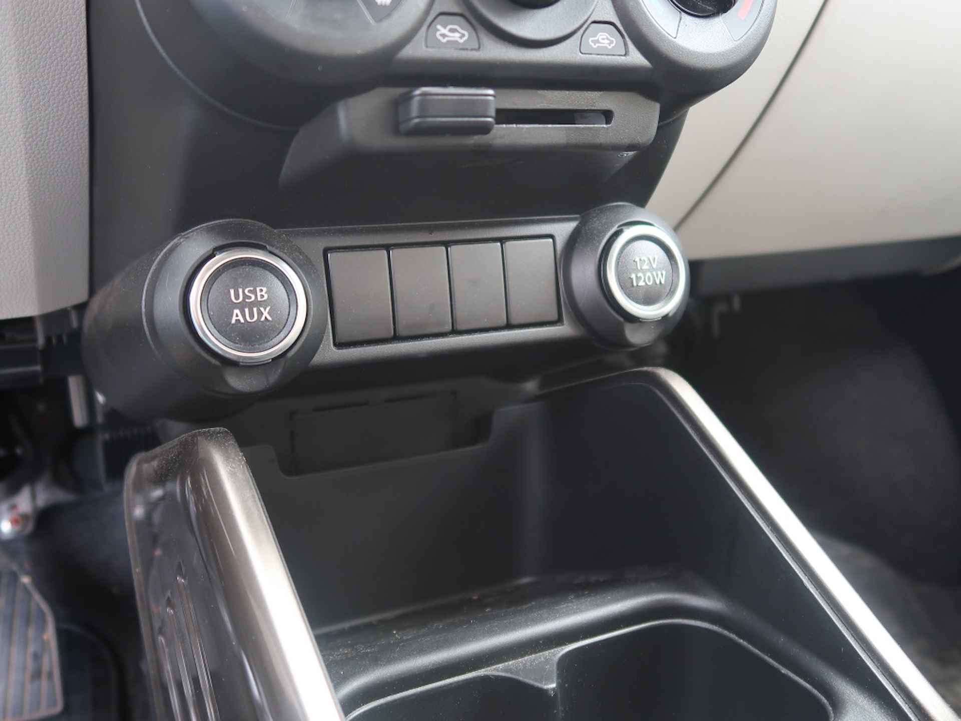 Suzuki Ignis 1.2 Hybrid Select / navigatie / camera - 18/25