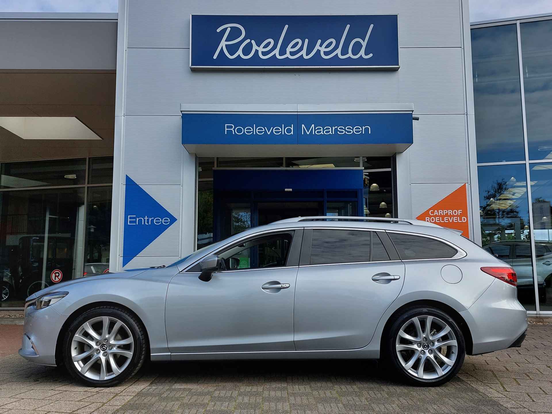 Mazda 6 Sportbreak 2.0 SkyActiv-G 165pk Skylease GT Limited | Navi | BOSE Sound | Schuifdak | Leder+Verwarmd+Elek.Verstel | Keyless Entry | Pdc V+A+Camera | Dodehoek+Rijstrooksensor | 19''lm | Trekhaak - 4/50