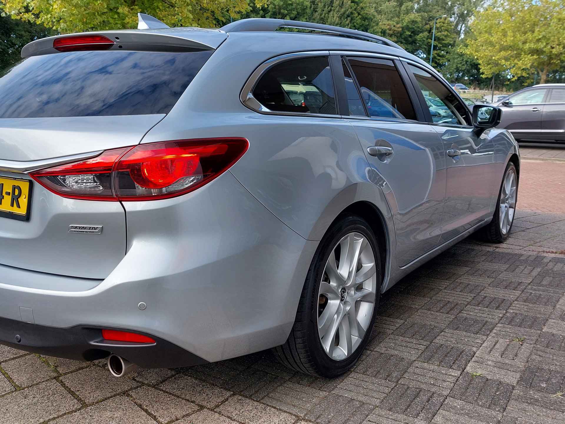 Mazda 6 Sportbreak 2.0 SkyActiv-G 165pk Skylease GT Limited | Navi | BOSE Sound | Schuifdak | Leder+Verwarmd+Elek.Verstel | Keyless Entry | Pdc V+A+Camera | Dodehoek+Rijstrooksensor | 19''lm | Trekhaak - 44/50