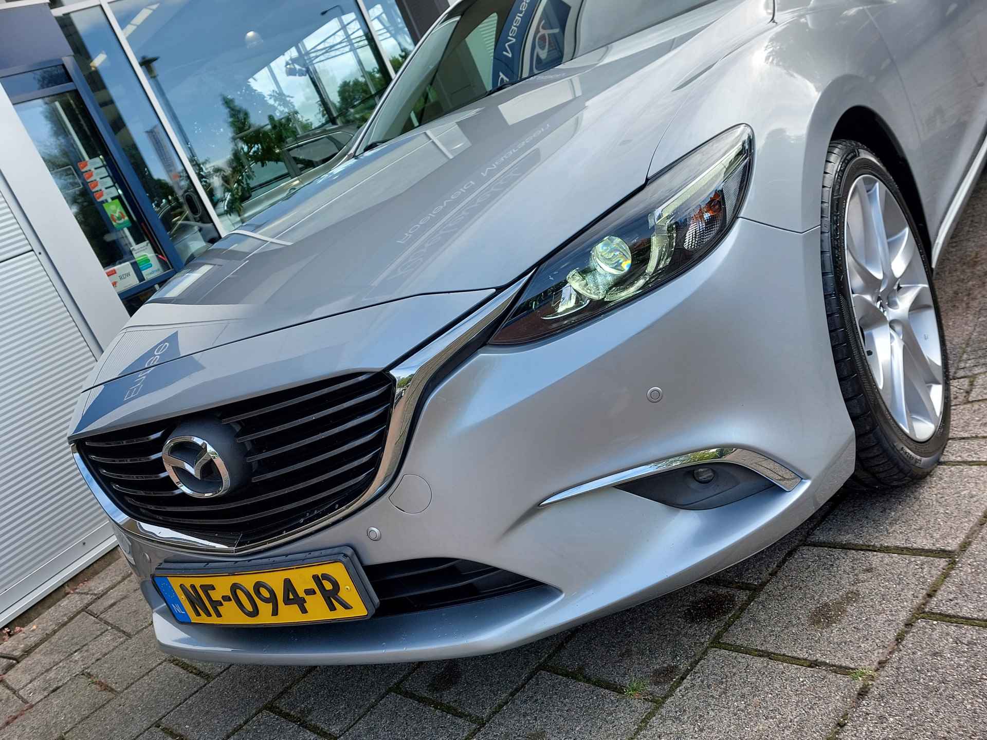 Mazda 6 Sportbreak 2.0 SkyActiv-G 165pk Skylease GT Limited | Navi | BOSE Sound | Schuifdak | Leder+Verwarmd+Elek.Verstel | Keyless Entry | Pdc V+A+Camera | Dodehoek+Rijstrooksensor | 19''lm | Trekhaak - 46/50