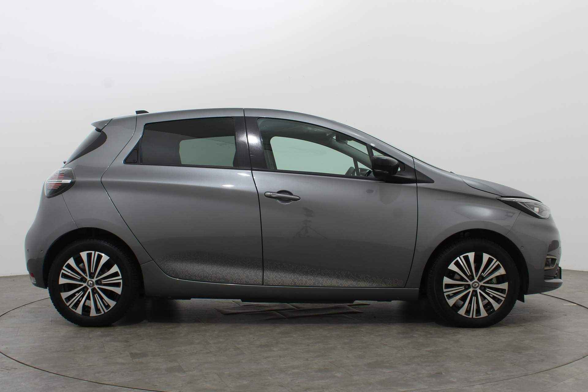 Renault ZOE R135 ICONIC EV50 ACCUKOOP CCS | Navi | Half leer | Winterpakket - 17/38