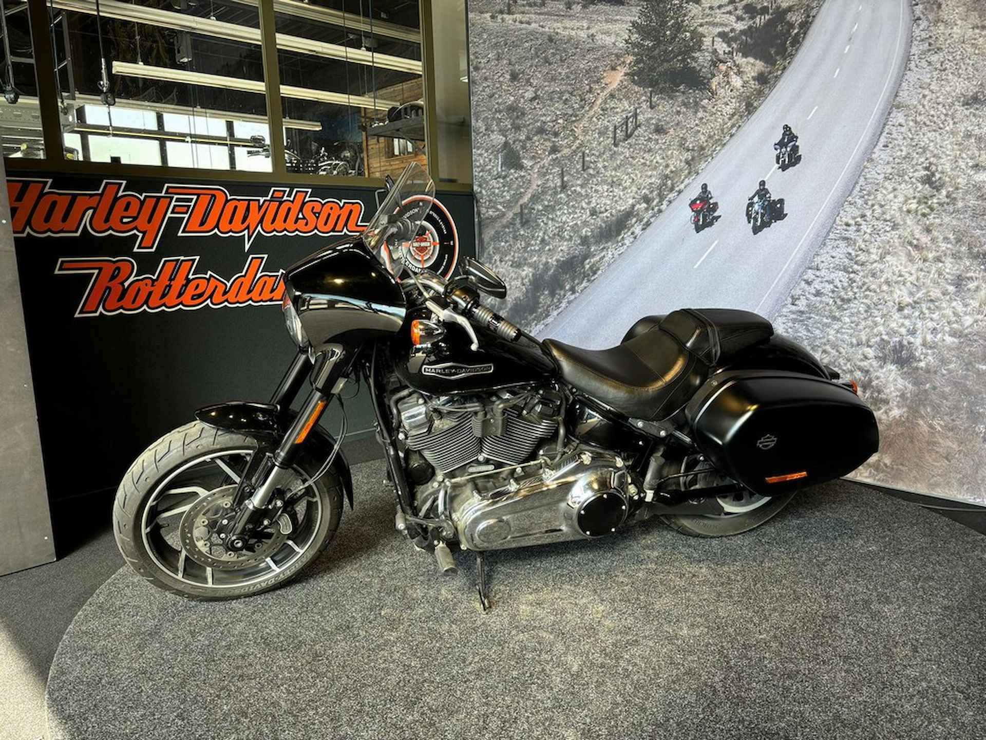 Harley-Davidson FLSB SPORT GLIDE - 5/9