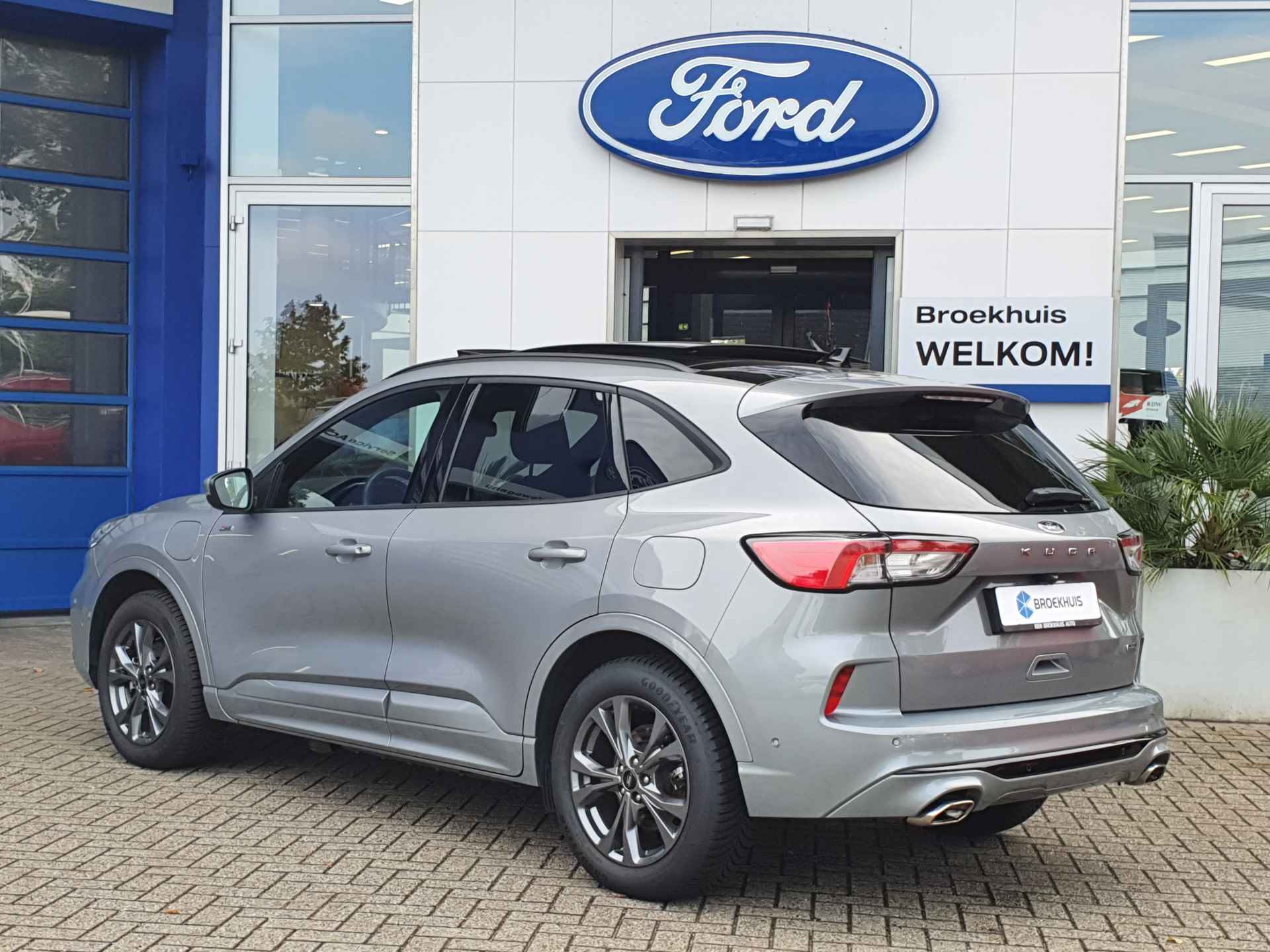 Ford Kuga 2.5 PHEV Plug-In 225pk ST-line Panoramadak | Head up | Camera V+A | Adapt. Cruise - 2/32