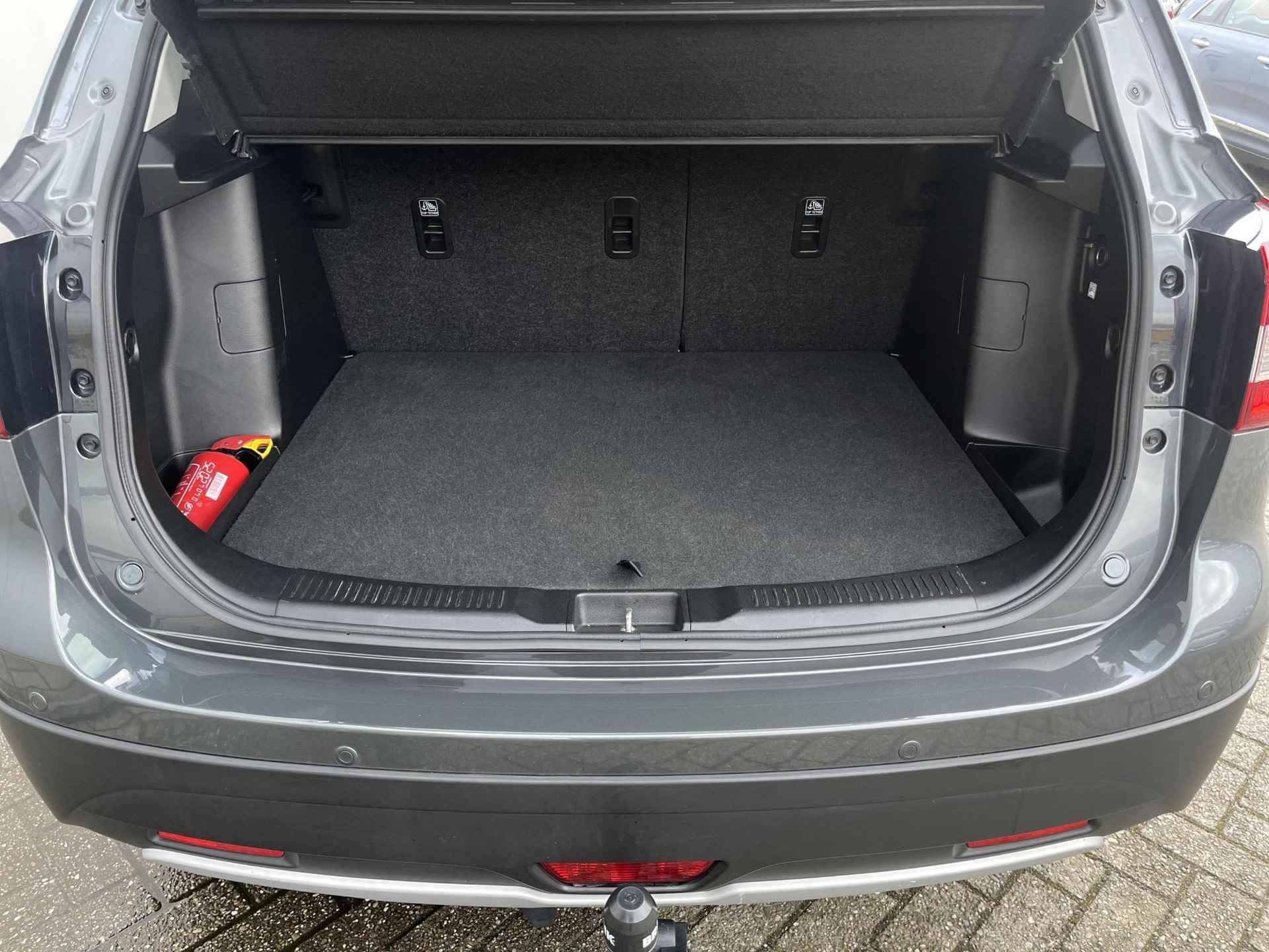 Suzuki Sx4 S-Cross 1.4 Boosterjet AllGrip Stijl Automaat | Lederen bekleding | Navigatiesysteem | All Gripp | Climate Control | Elektrisch schuif- kanteldak | Pakeersensoren voor- en achter | 36 maanden garantie - 41/43