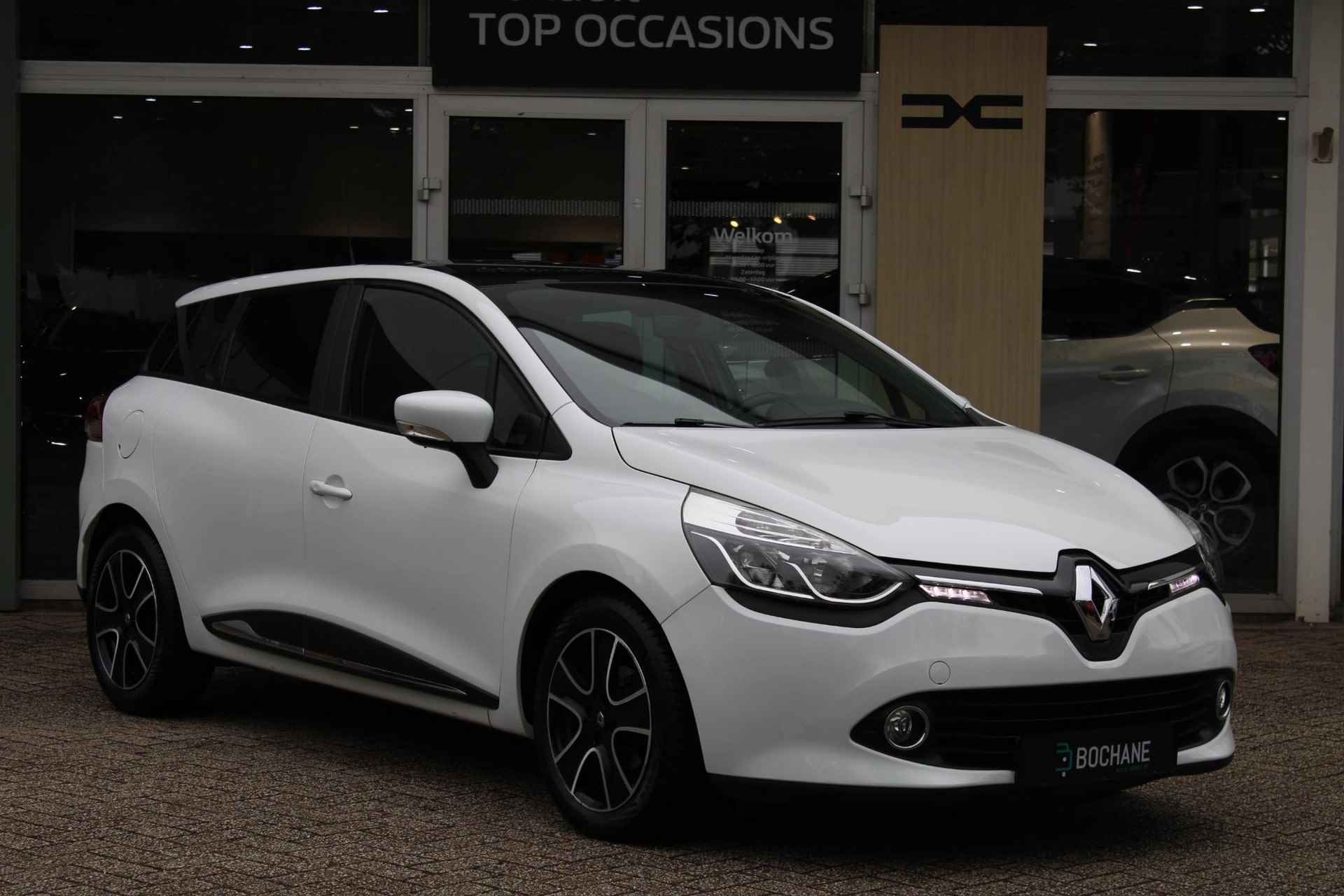 Renault Clio Estate 0.9 TCe 90 Night&Day | Panorama dak | Cruise control | Navigatiesysteem - 6/36