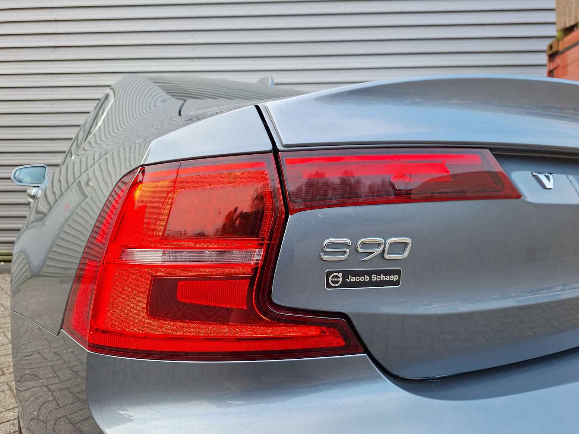 Volvo S90 2.0 D4 R-Design / Scandinavian Line / Keyless entry / Park Assist Line / Achterspoiler / - 5/29