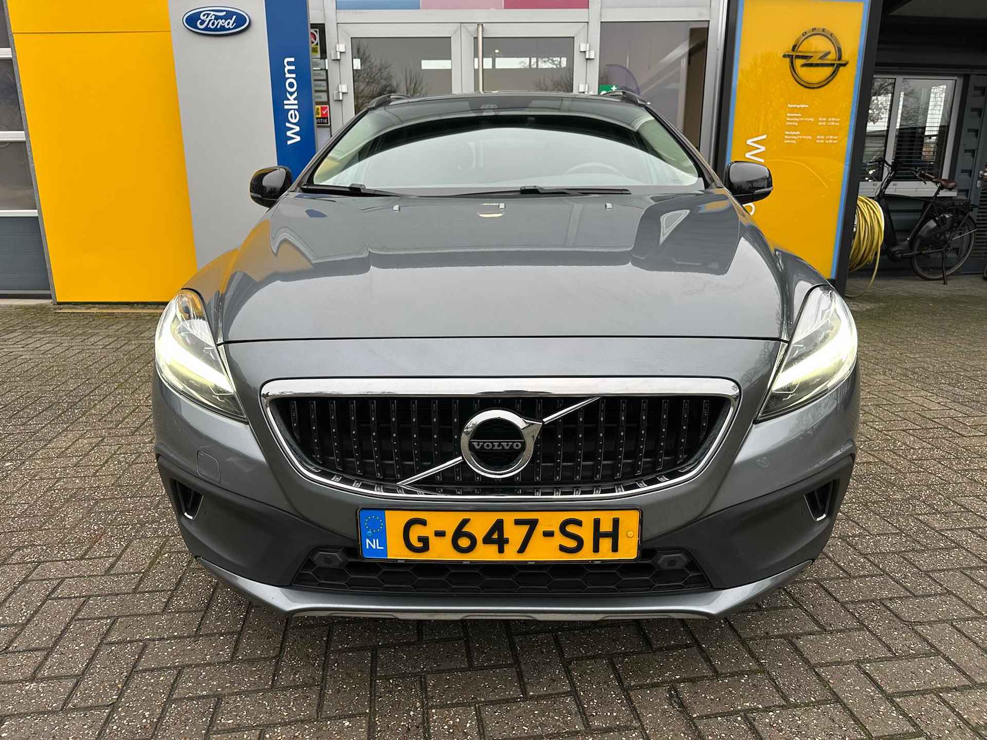 Volvo V40 Cross Country 1.5 T3 153 PK Polar+ Luxury AUTOMAAT | TREKHAAK AFNEEMBAAR| STOELVERWARMING| LEDER| PANO-DAK| NAVIGATIE| CAMERA| P - 10/41