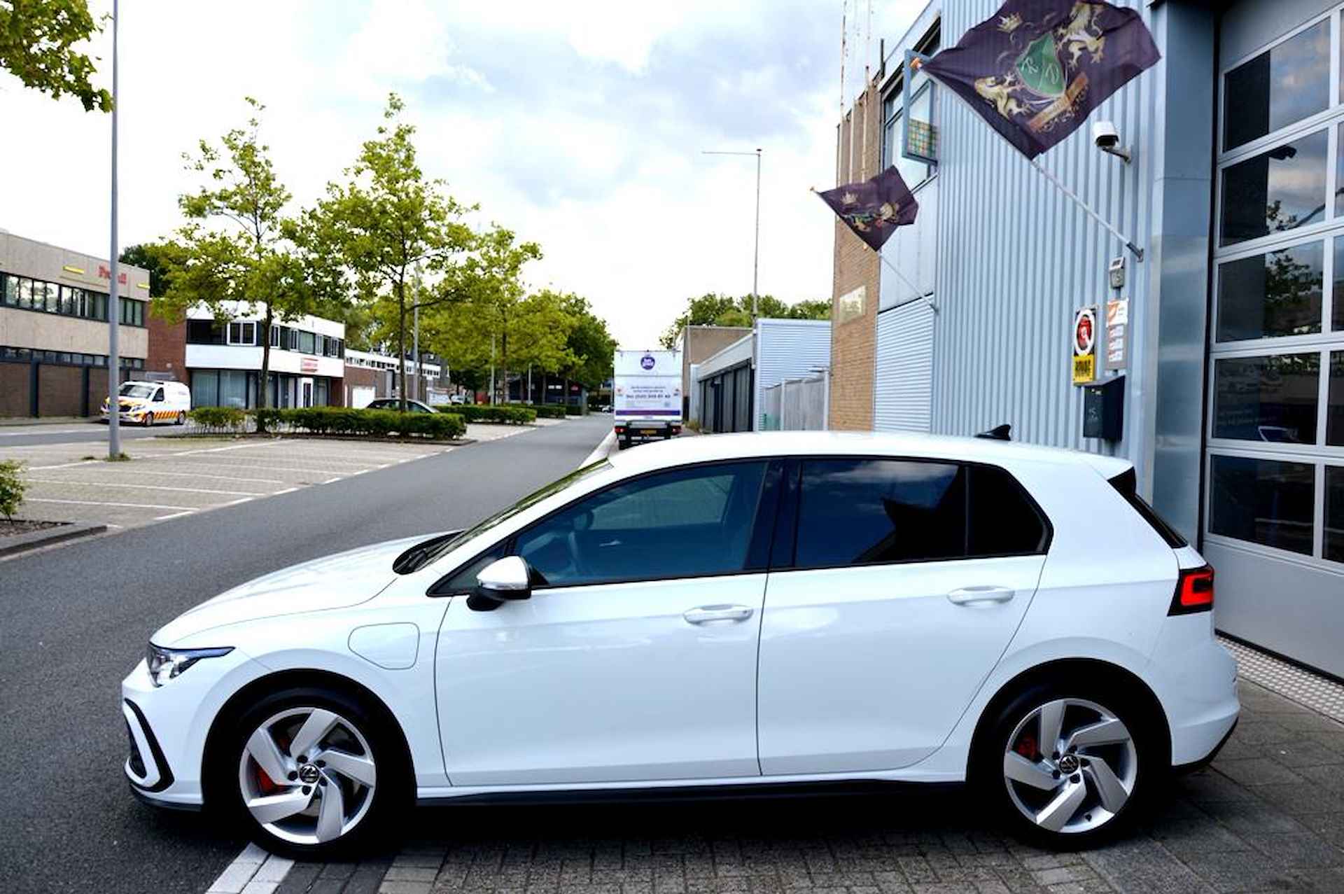 Volkswagen Golf 1.4 eHybrid GTE CARPLAY/NAVI/VIRTUAL COCKPIT - 17/64