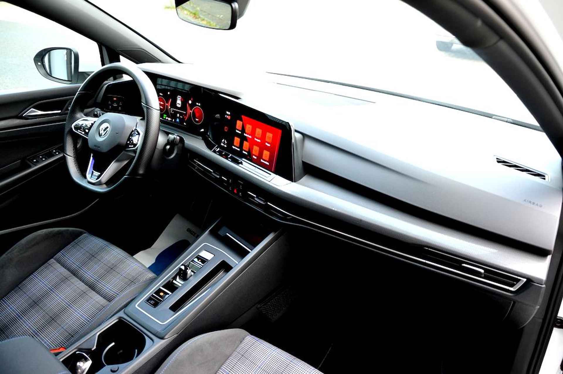 Volkswagen Golf 1.4 eHybrid GTE CARPLAY/NAVI/VIRTUAL COCKPIT - 40/64