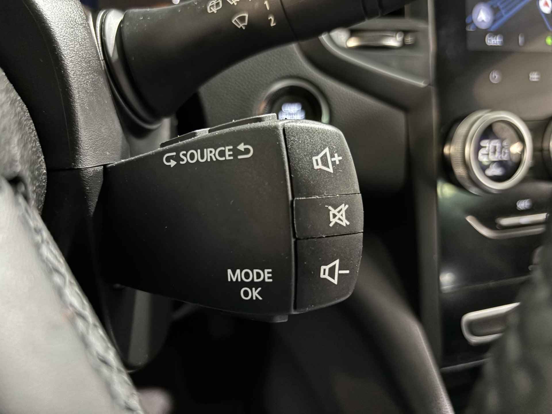 Renault Mégane Estate 1.3 - 140PK TCe Intens | 1e eigenaar | Trekhaak | Full LED | Navi | Climate Control | Licht & Regen Sensor | Cruise Control | - 24/35