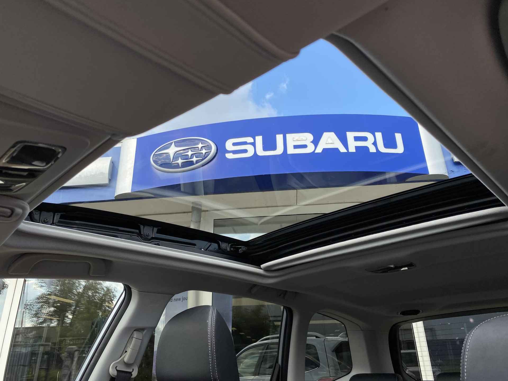 Subaru Forester 2.0 Premium | Stoelverwarming voor | Schuif/kantel dak | Navigatie | Achteruitrijcamera | Trekhaak Afneembaar | - 39/41