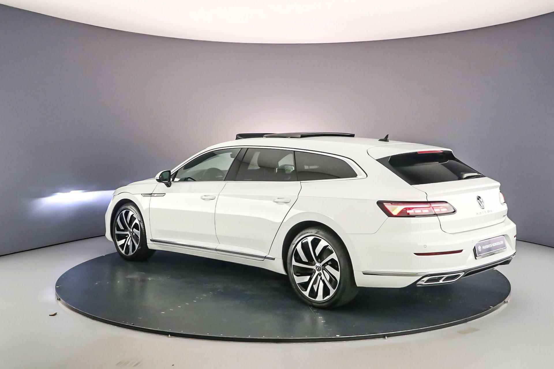 Volkswagen Arteon Shooting Brake R-Line Business+ 1.4 TSI eHybrid 218pk DSG Automaat Trekhaak, Panoramadak, Adaptive cruise control, Elektrische achterklep, Achteruitrijcamera, Navigatie, Stoelverwarming - 3/54