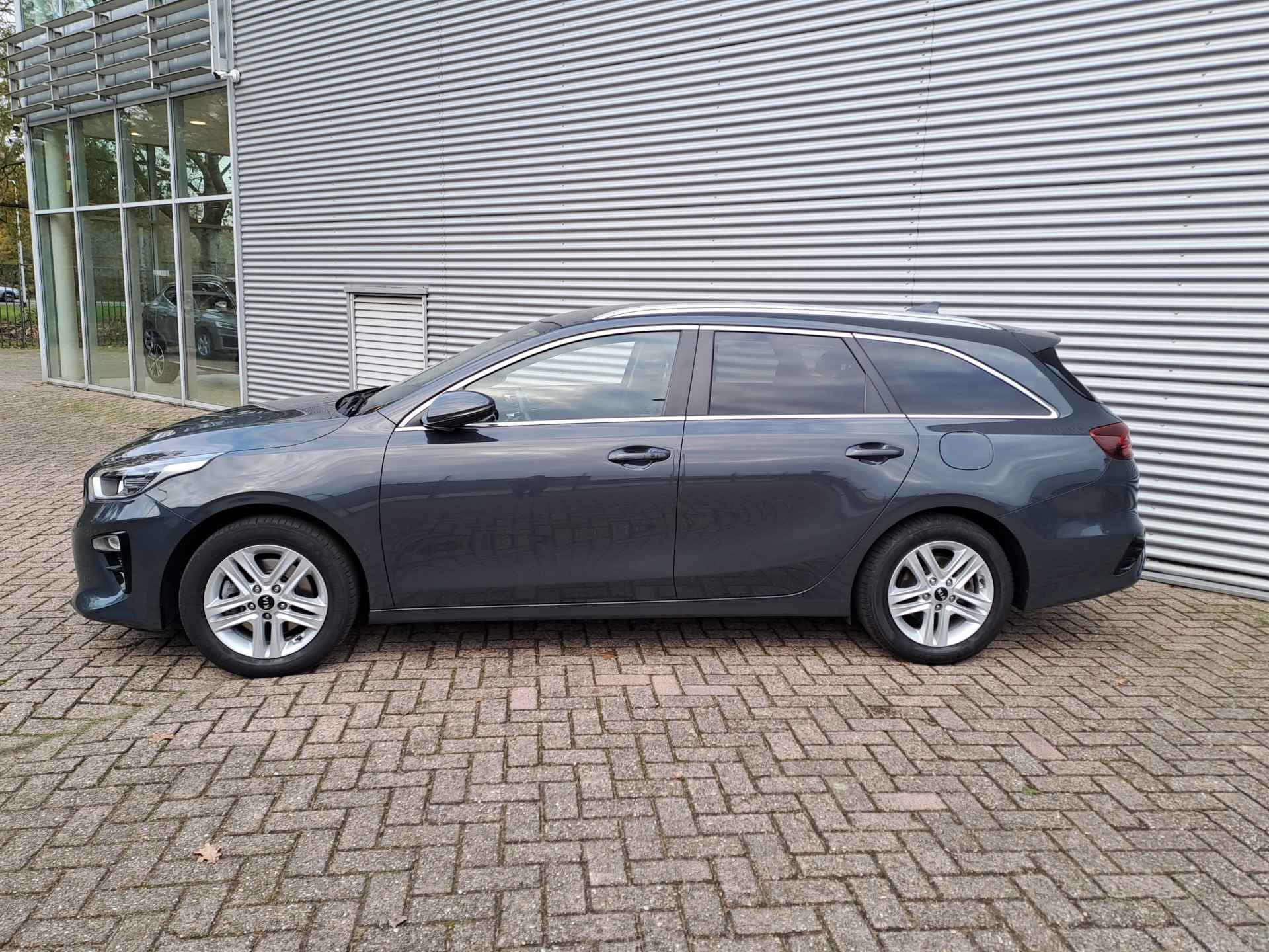 Kia Ceed Sportswagon 1.0 T-GDi DynamicPlusLine Navigatie | Cruise | Camera | Apple Carplay/Android Auto | Start knop | Keyless Start | Airco | Climate control - 2/33