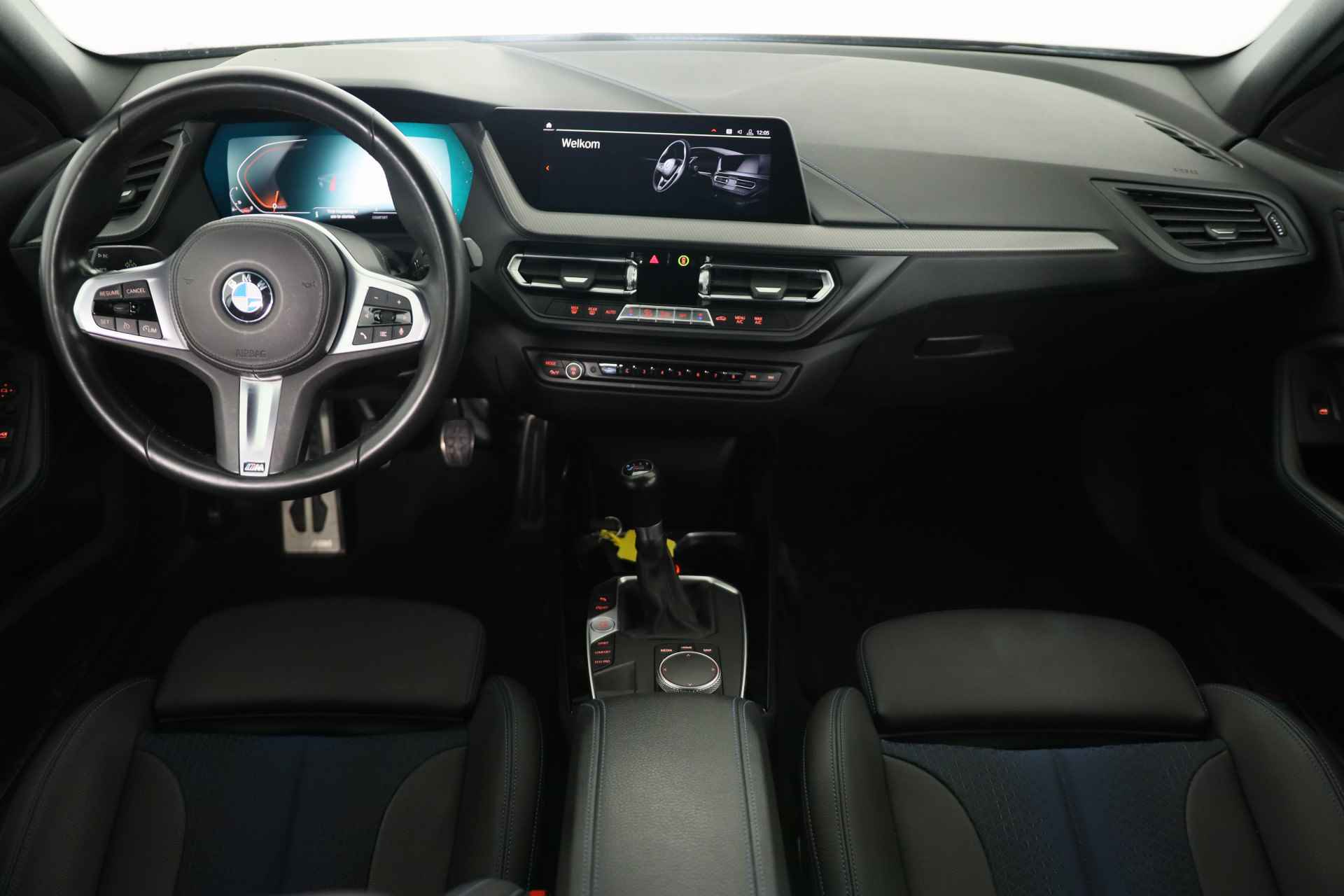 BMW 1-serie 118i Executive Edition | 1e Eigenaar! | Dealer Onderhouden! | M-Pakket | Navi | Clima | LED | Sportstoelen | Parkeersensoren V+A - 8/36