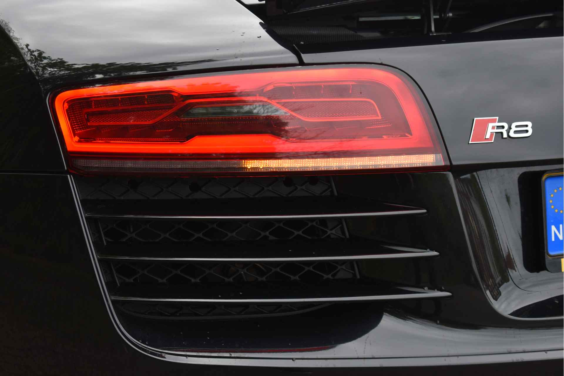 Audi R8 4.2 FSI quattro 430 PK | NL-Auto | Carbon 2x | B&O | Camera| Navi | Full LED | 20" Velgen - 11/81
