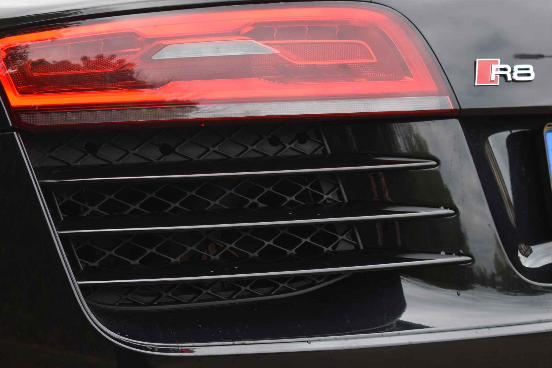 Audi R8 4.2 FSI quattro 430 PK | NL-Auto | Carbon 2x | B&O | Camera| Navi | Full LED | 20" Velgen - 39/81