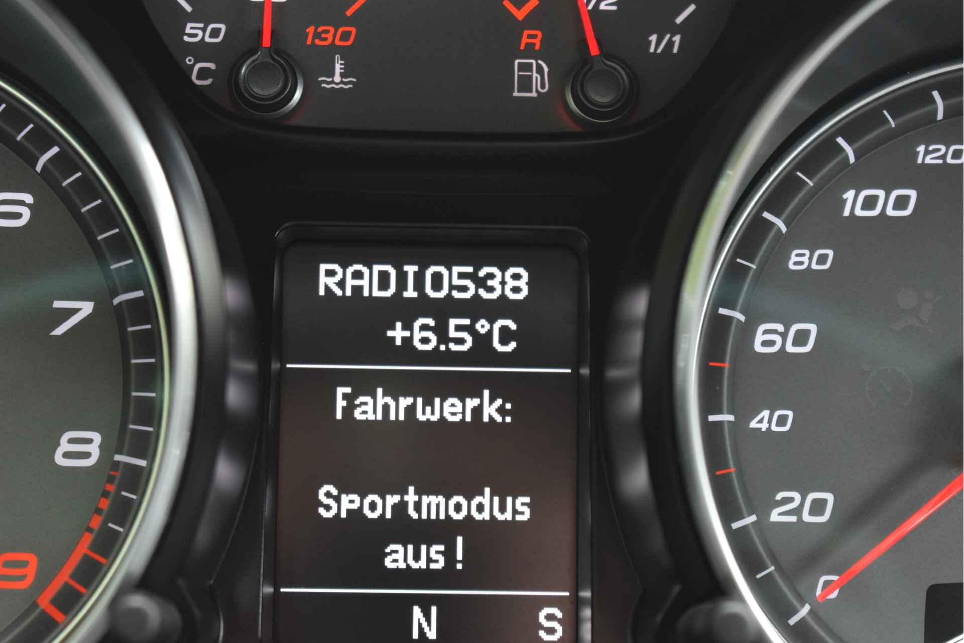 Audi R8 4.2 FSI quattro 430 PK | NL-Auto | Carbon 2x | B&O | Camera| Navi | Full LED | 20" Velgen - 63/81