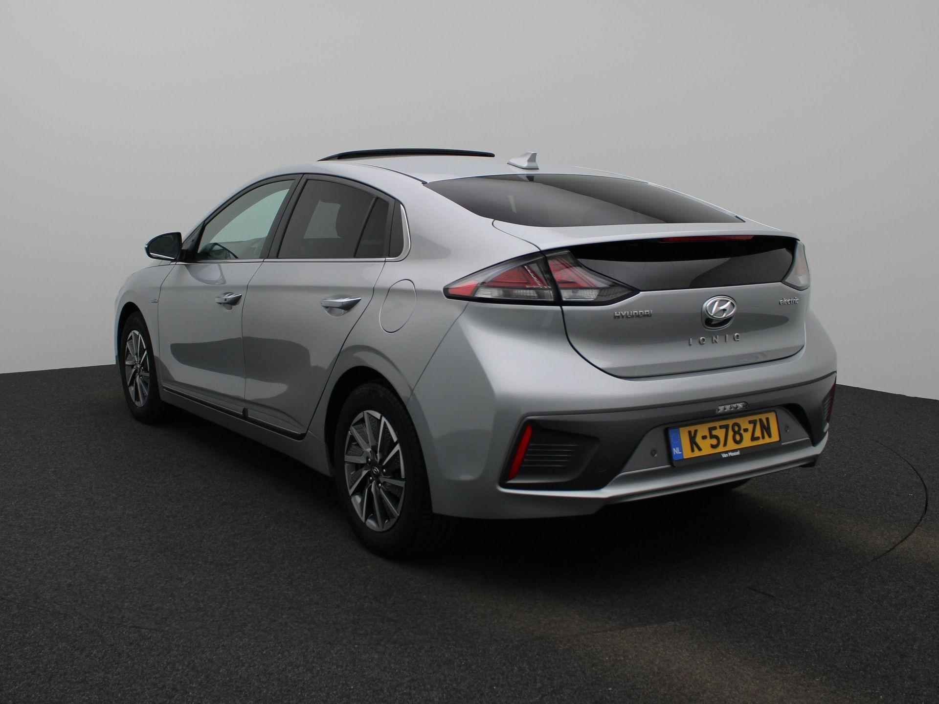 Hyundai IONIQ Premium EV 38 kWh | Schuifdak | Infinity Audio | Navigatie | Camera | - 2/41