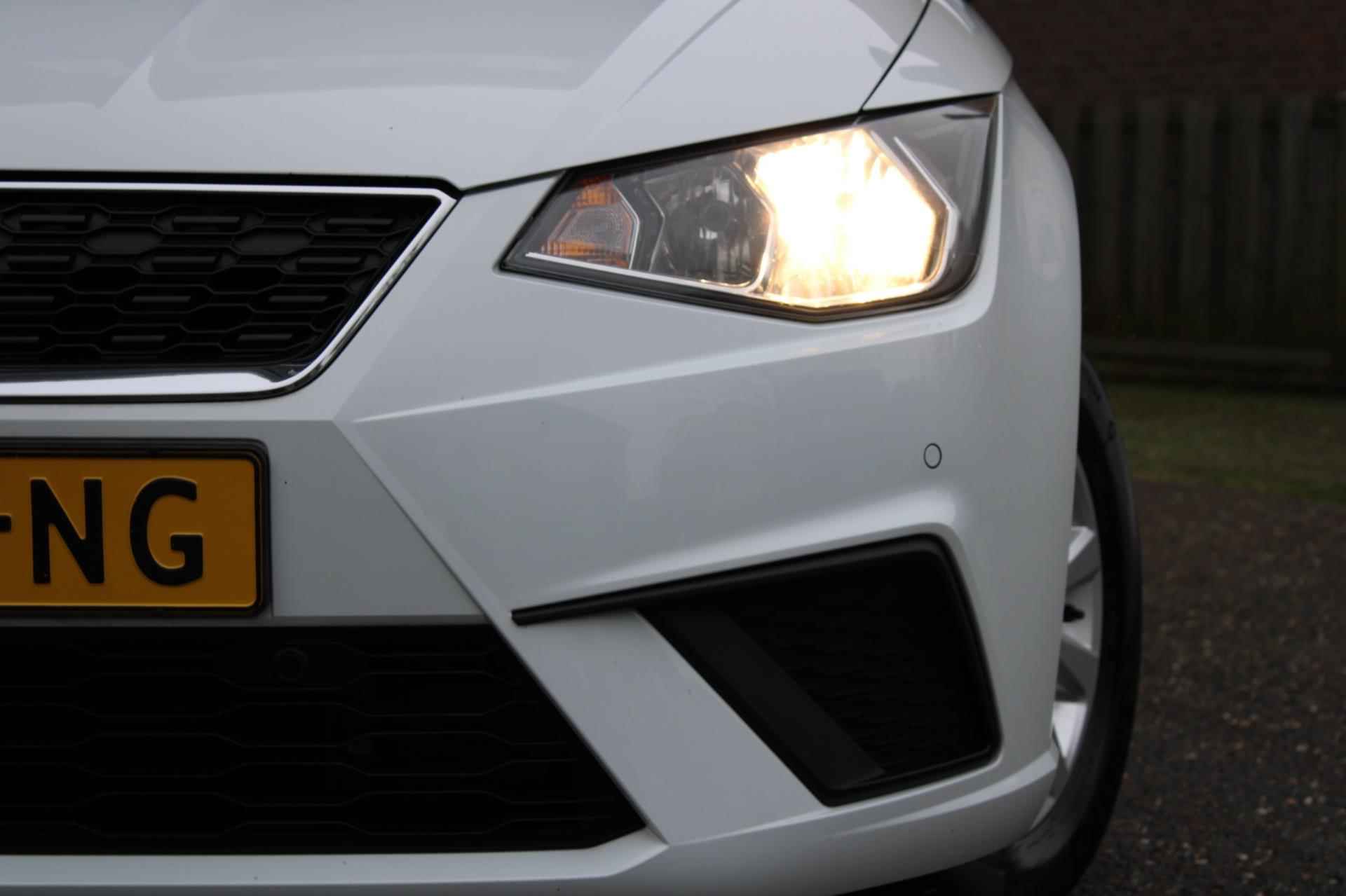 Seat Ibiza 1.0 TSI Style Business Intense Airco|Camera|Pdc|Nap - 2/35