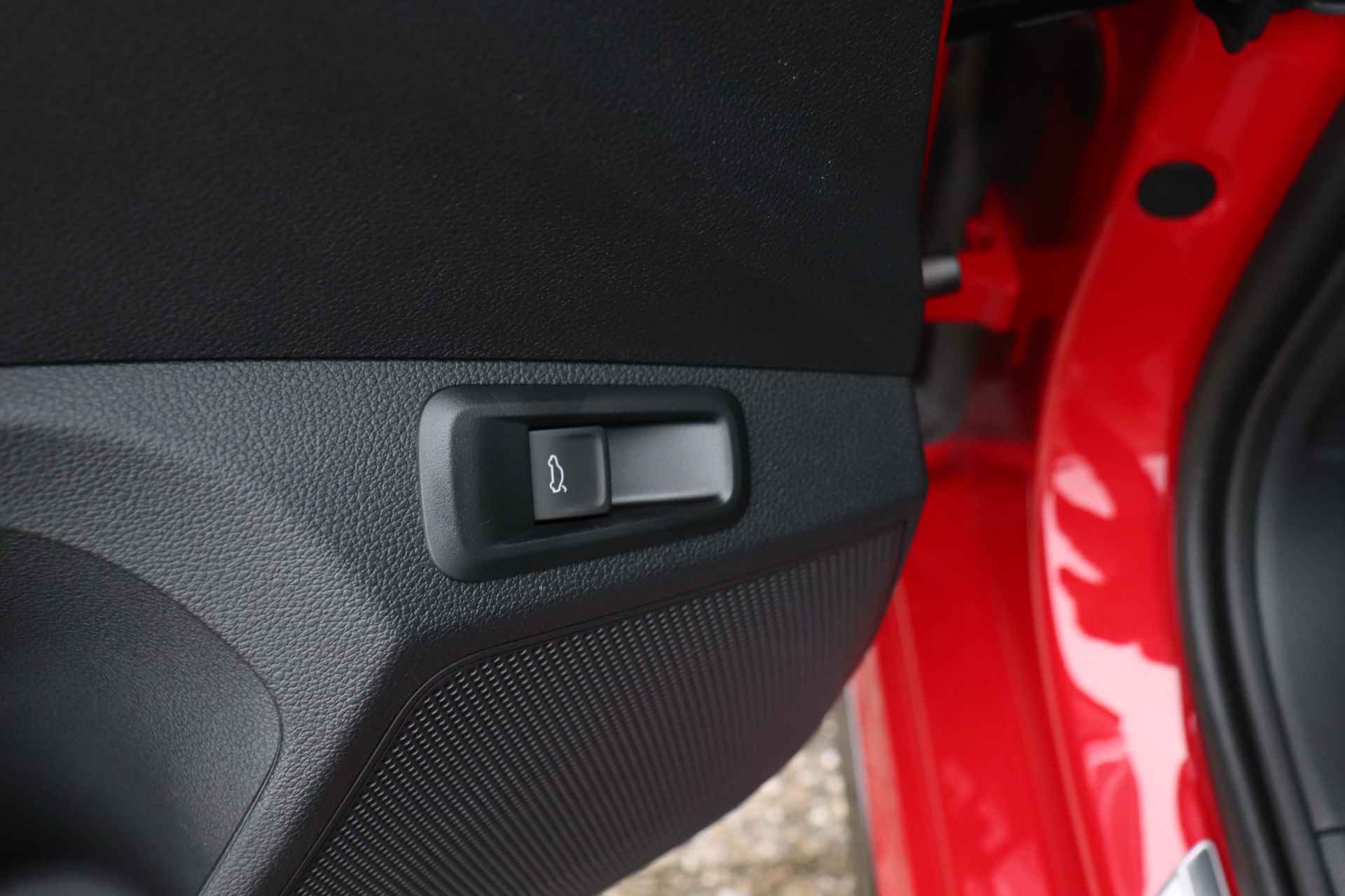 Škoda Kamiq 1.0 TSI Monte Carlo | Facelift | Navigatie | LED | Elektrische achterklep | Adaptieve cruise control | Virtual cockpit | Panoramadak - 7/31