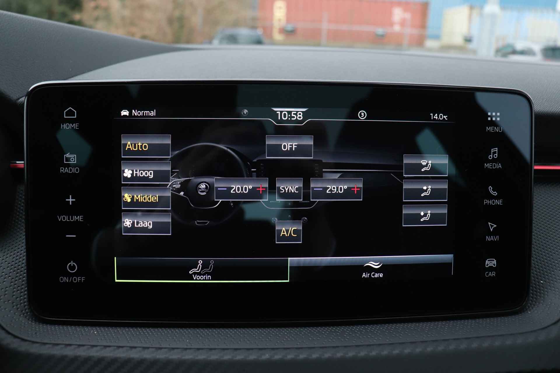 Škoda Kamiq 1.0 TSI Monte Carlo | Facelift | Navigatie | LED | Elektrische achterklep | Adaptieve cruise control | Virtual cockpit | Panoramadak - 21/31