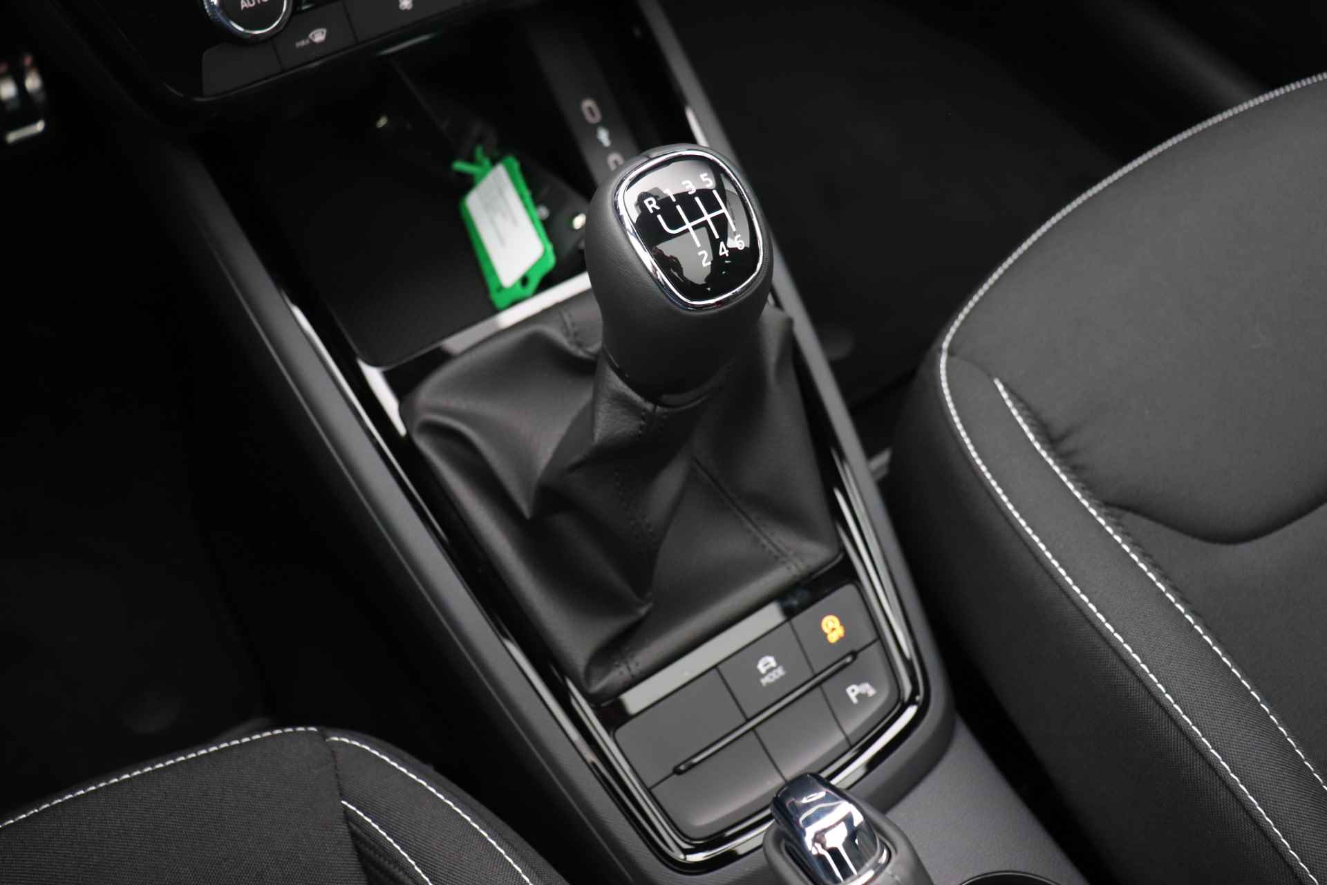 Škoda Kamiq 1.0 TSI Monte Carlo | Facelift | Navigatie | LED | Elektrische achterklep | Adaptieve cruise control | Virtual cockpit | Panoramadak - 23/31