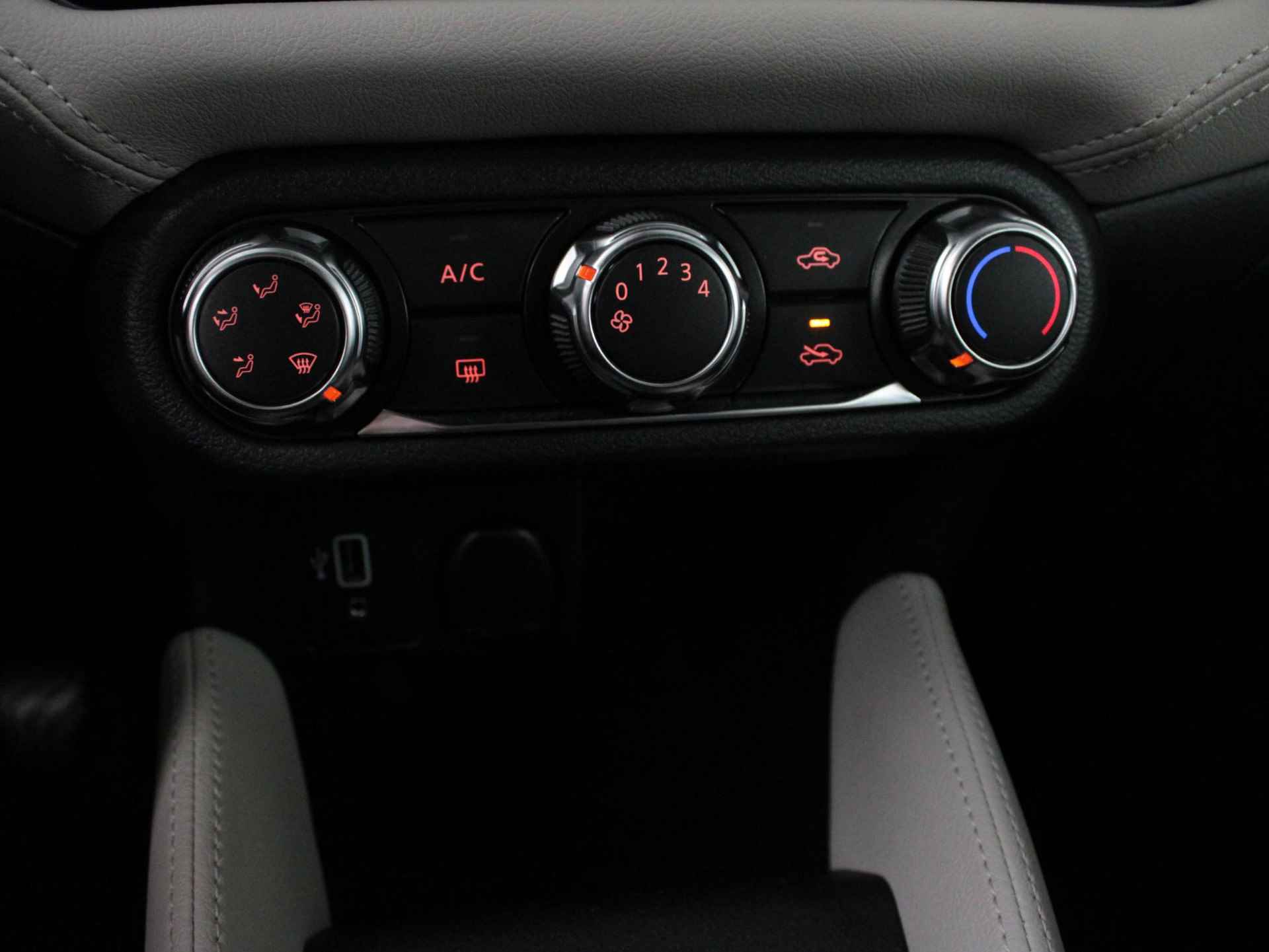 Nissan Micra 1.0 IG-T 92 N-Design | Navigatie | Bose Audio - 9/47