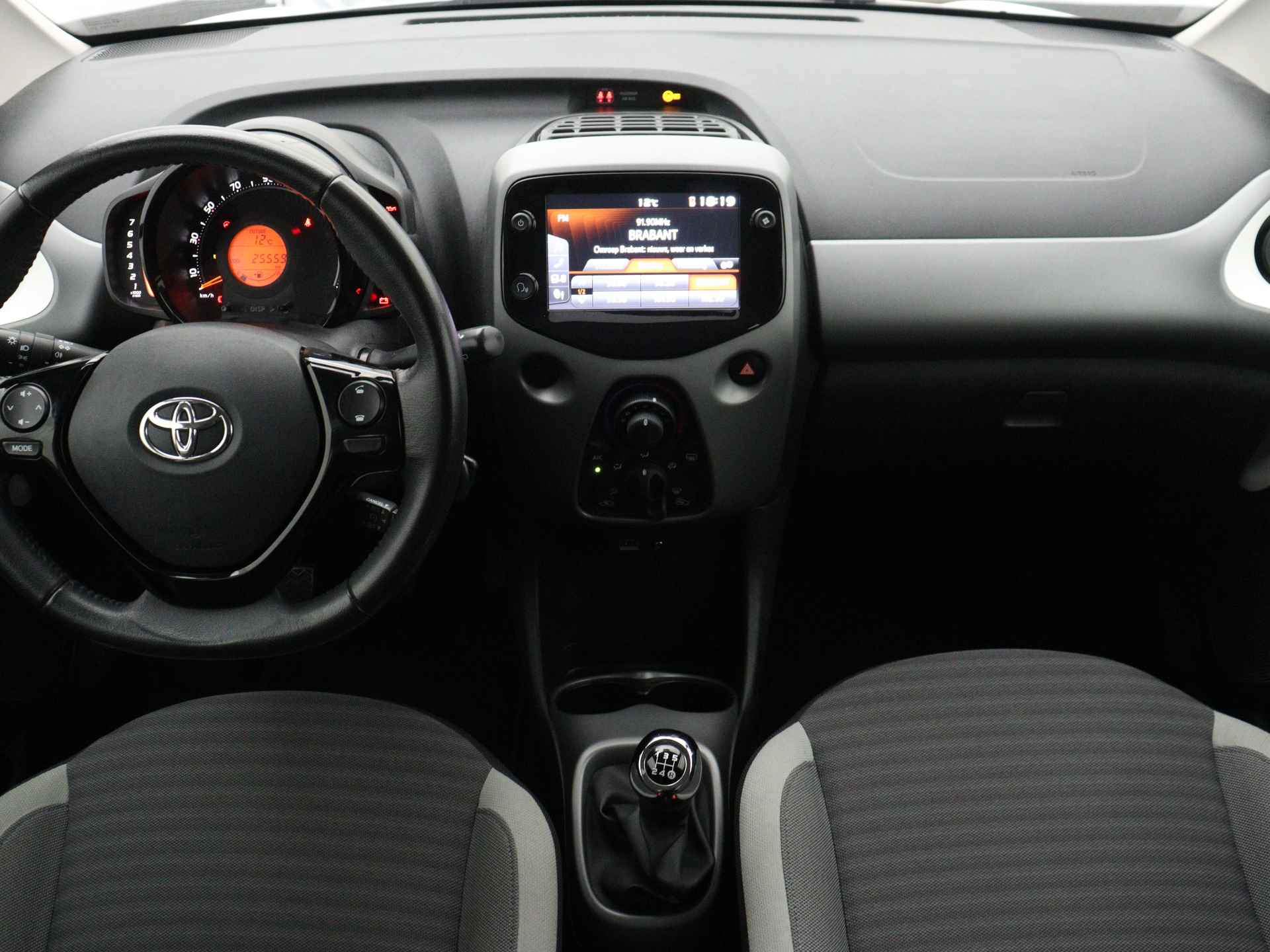 Toyota Aygo 1.0 VVT-i x-play | Camera | Airco | - 6/39