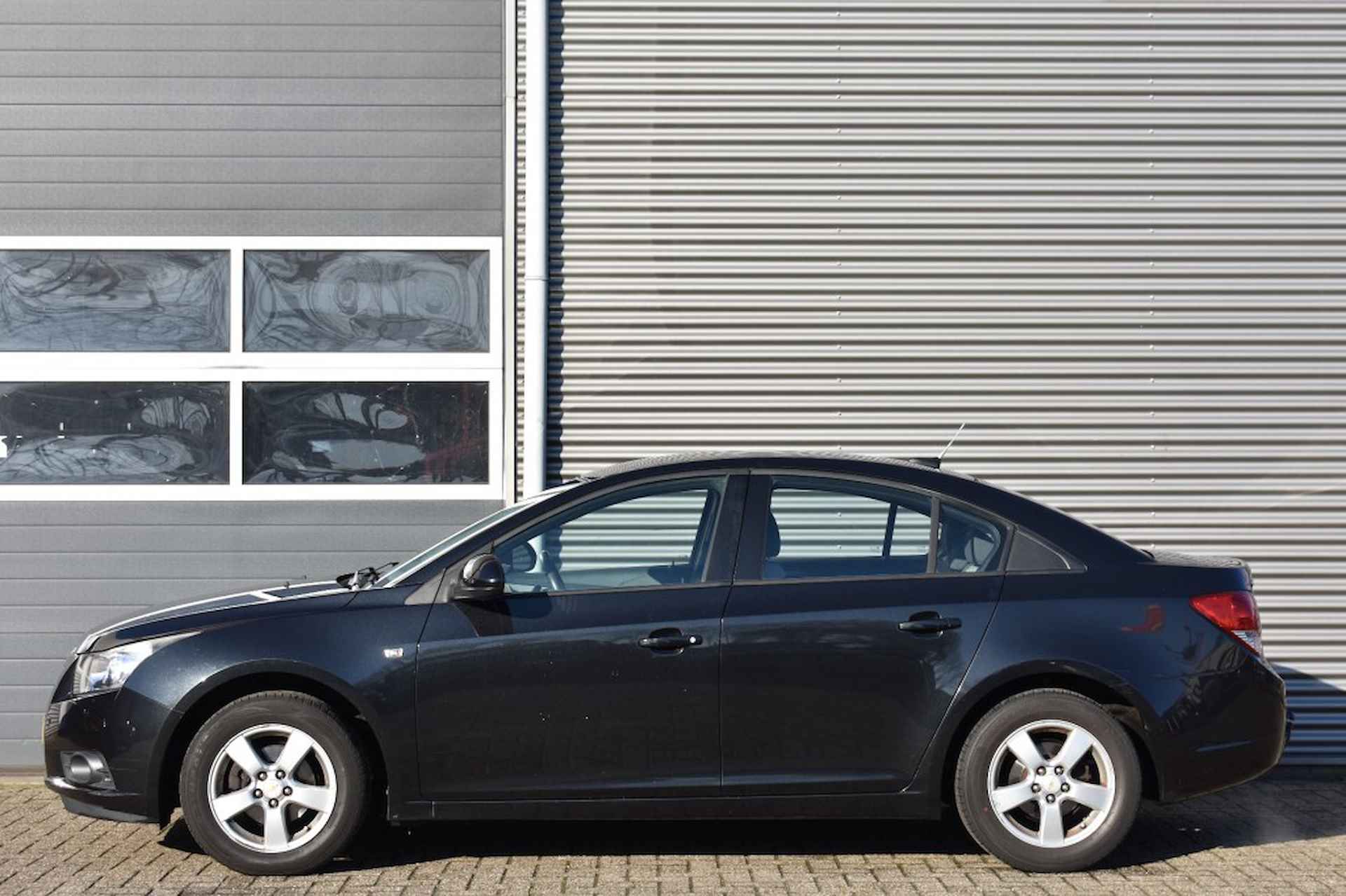 CHEVROLET Cruze 1.8 LS / AIRCO / TREKHAAK / NAVI - 2/25