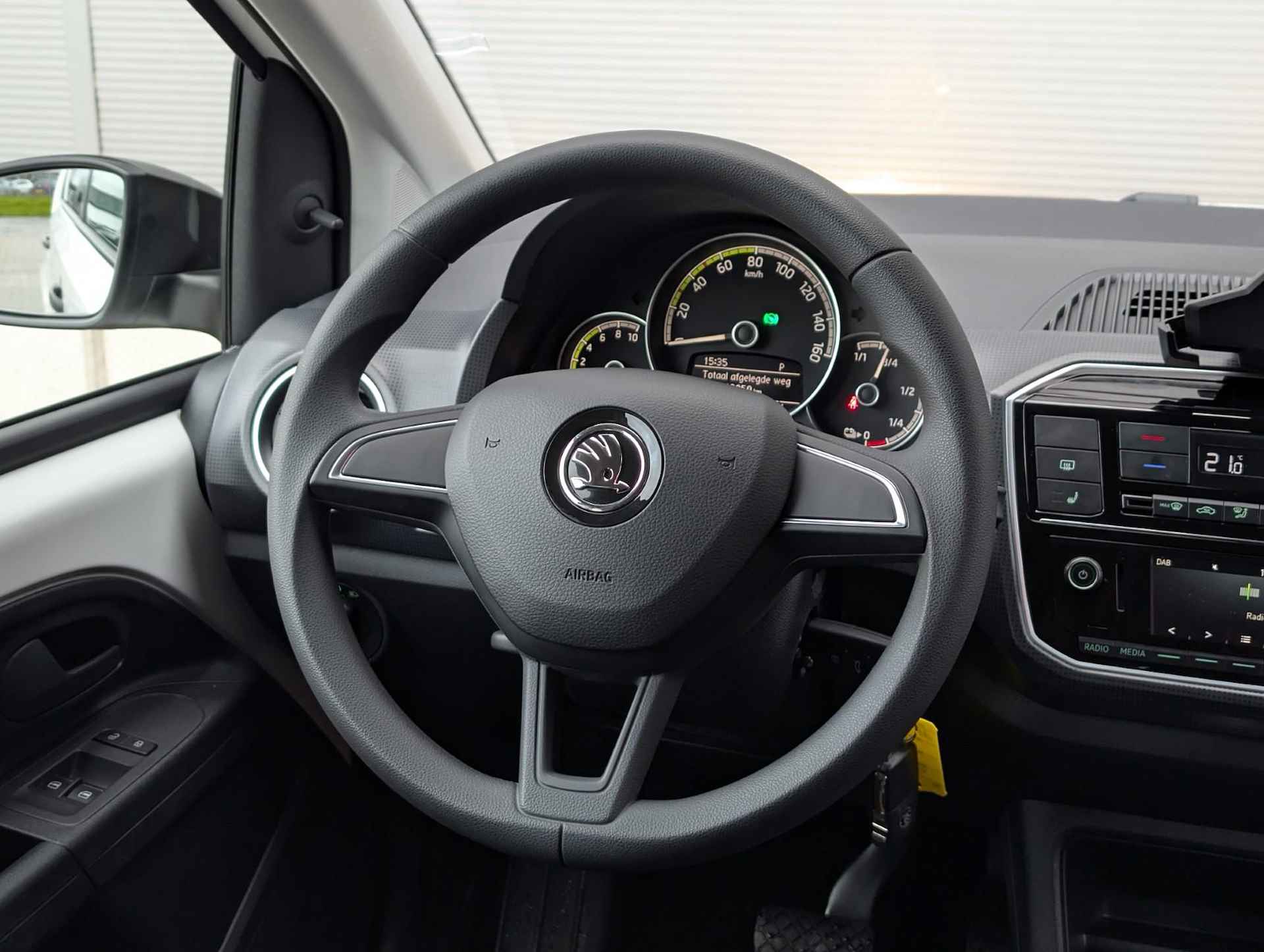 Skoda Citigo e-iV EV 83pk Automaat Style | SoH 96% | Climate Control | Stoelverwarming | PDC Achter - 28/29