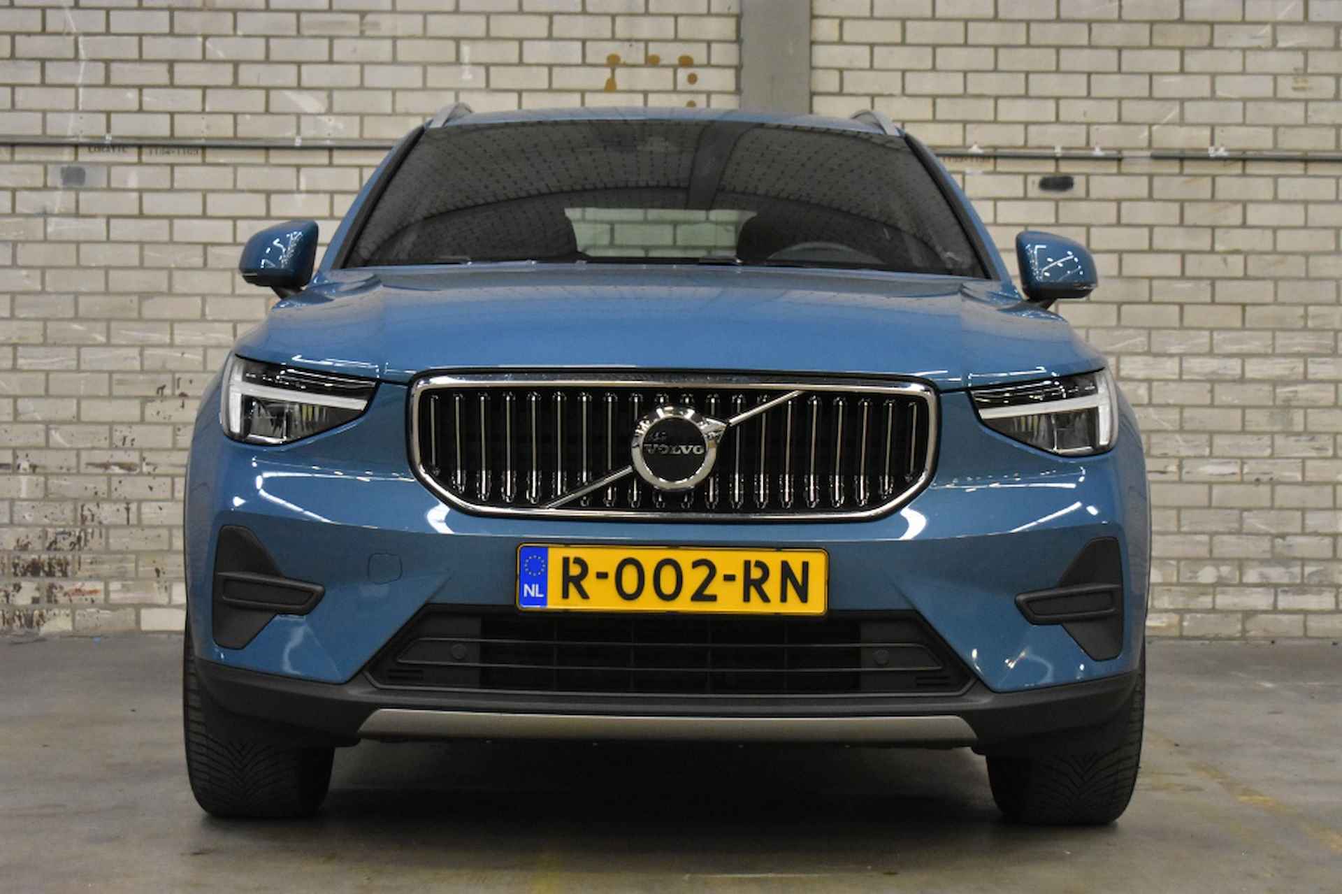 Volvo XC40 T4 211PK Recharge Core Bright | Camera | Stuurverwarming - 30/32