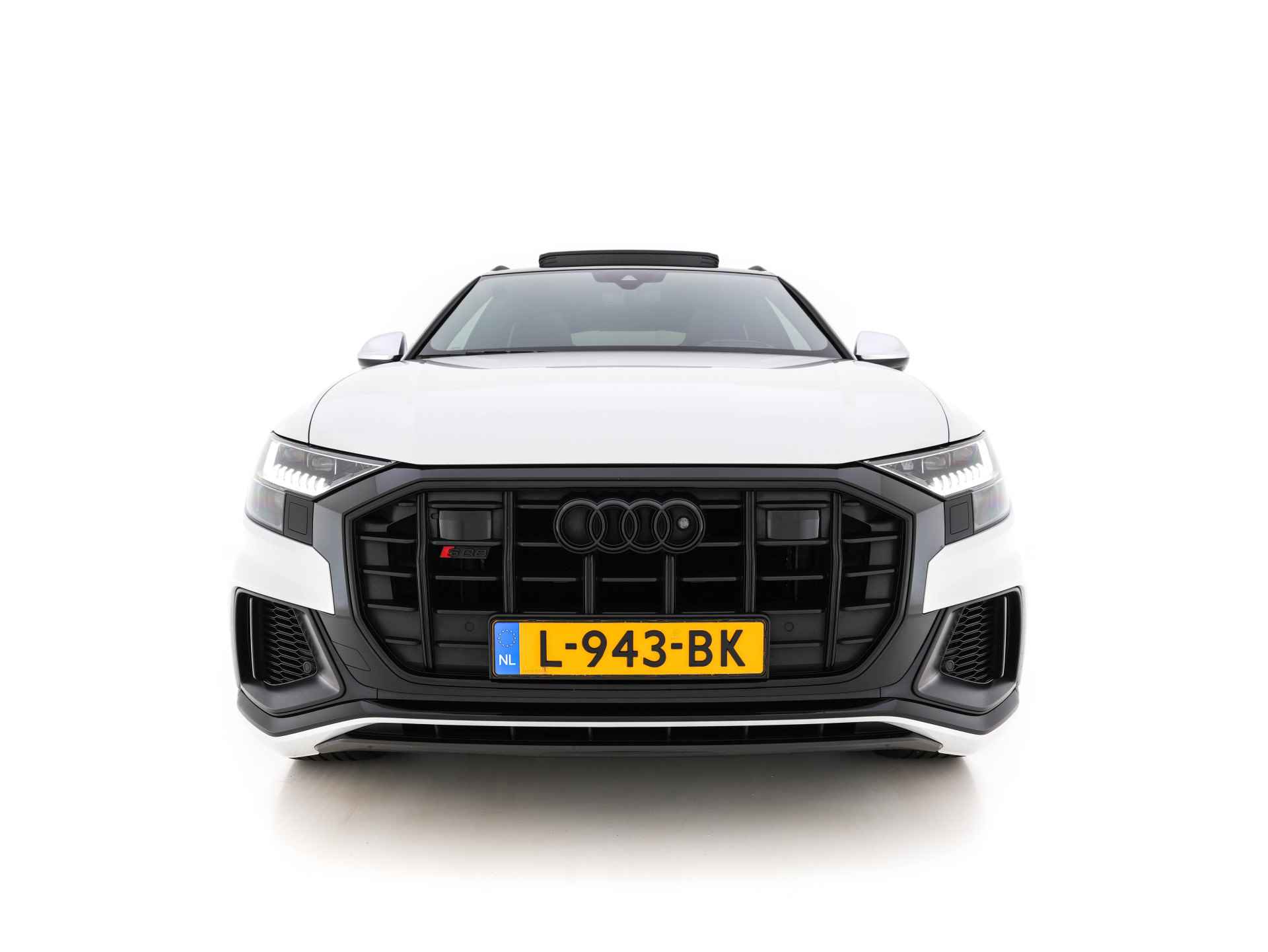 Audi SQ8 4.0 TDI Quattro (INCL-BTW) *PANO | CERAMIC-BRAKES | DESIGNO-FULL-LEATHER | HEAD-UP | BANG&OLUFSEN-SURROUND | NIGHT-VISION | SOFT-CLOSE | MATRIX-LED | MEMORY-PACK | SPORT-SEATS | CAMERA | KEYLESS | CARBON.... - 2/45