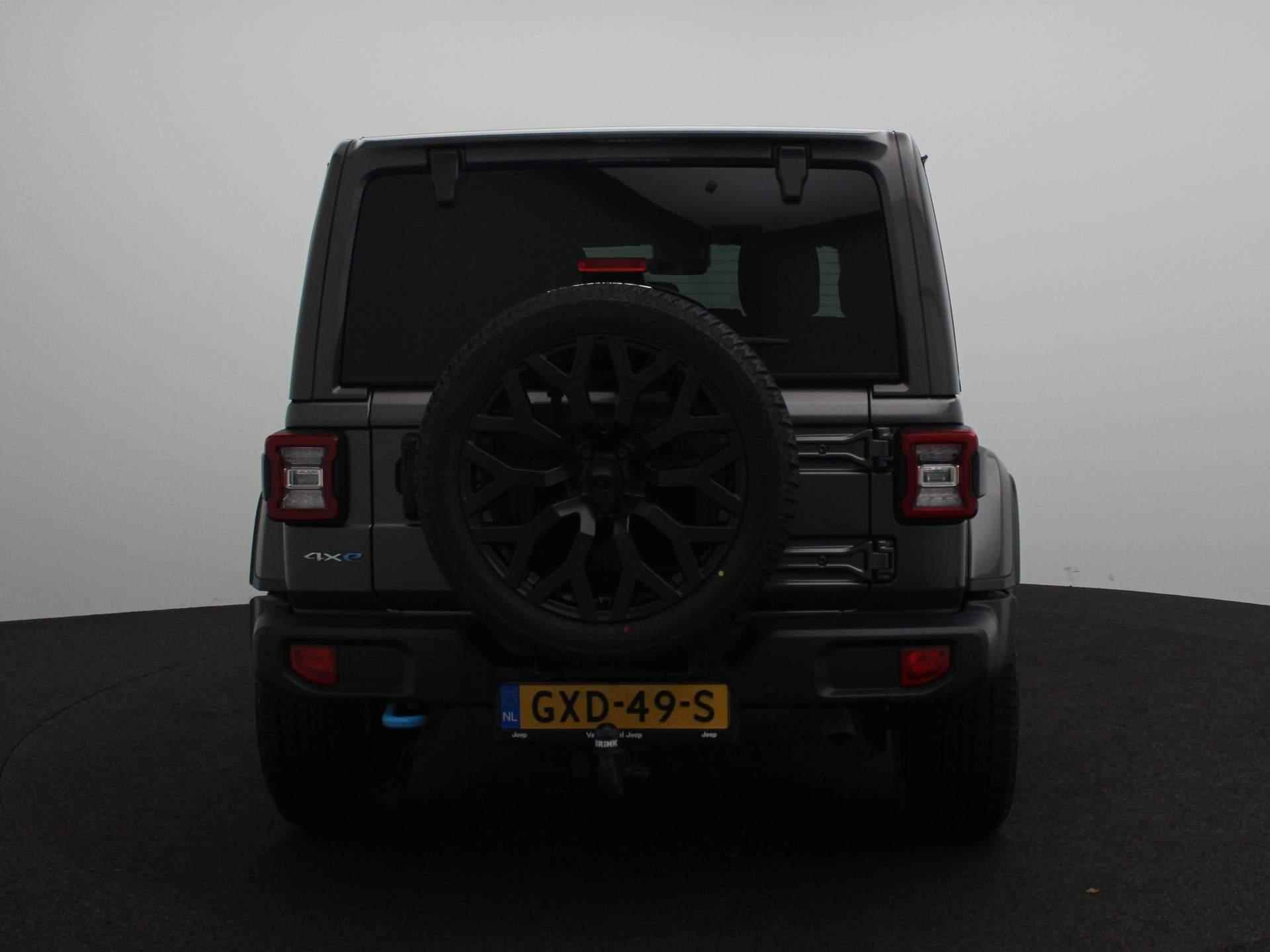 Jeep Wrangler Unlimited 4xe 380 Sahara | Cabrio/Schuifdak | Nieuwe 22'' LM Brute Velgen | Parkeercamera | Lederen bekleding | Stoel+Stuurverwarming | Trekhaak afneembaar | - 5/33