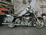 Harley-Davidson FLHR Road King Vivid Black