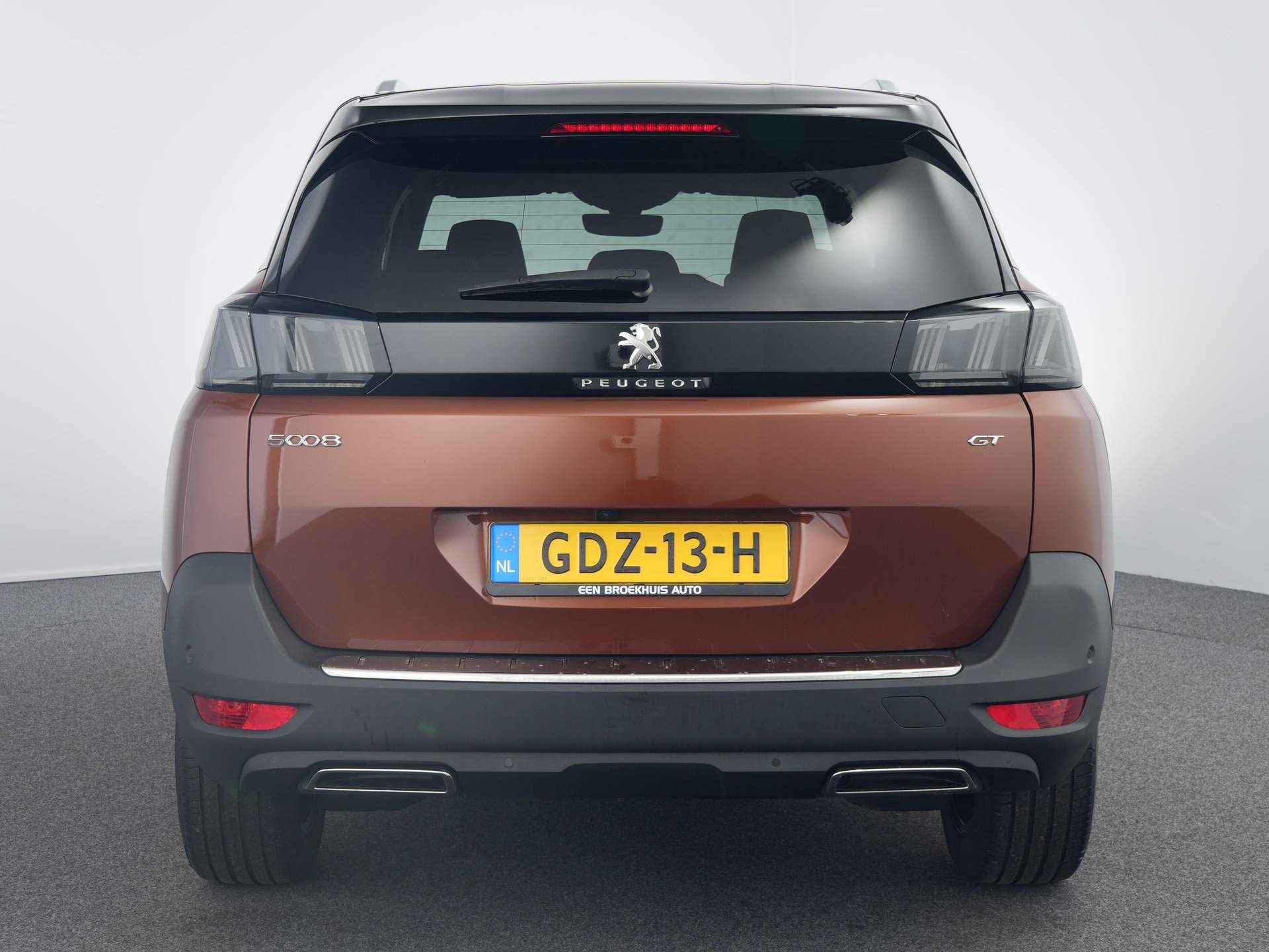 Peugeot 5008 1.6 PureTech GT | 180pk automaat | Leder | Navi | Adaptieve cruise | Elek. stoelen | Elek. achterklep | Trekhaak | Focal | - 7/35