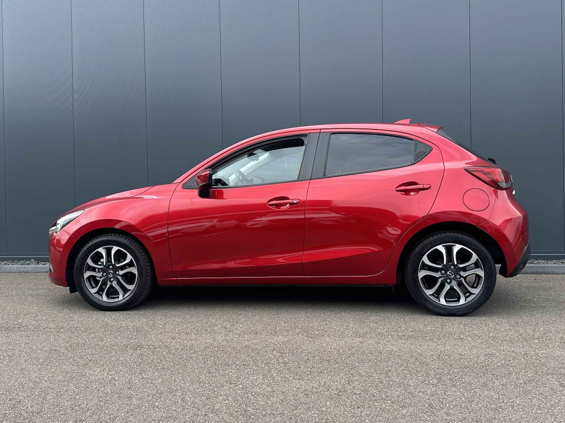 Mazda 2 1.5 Skyactiv-G GT-M - 13/36