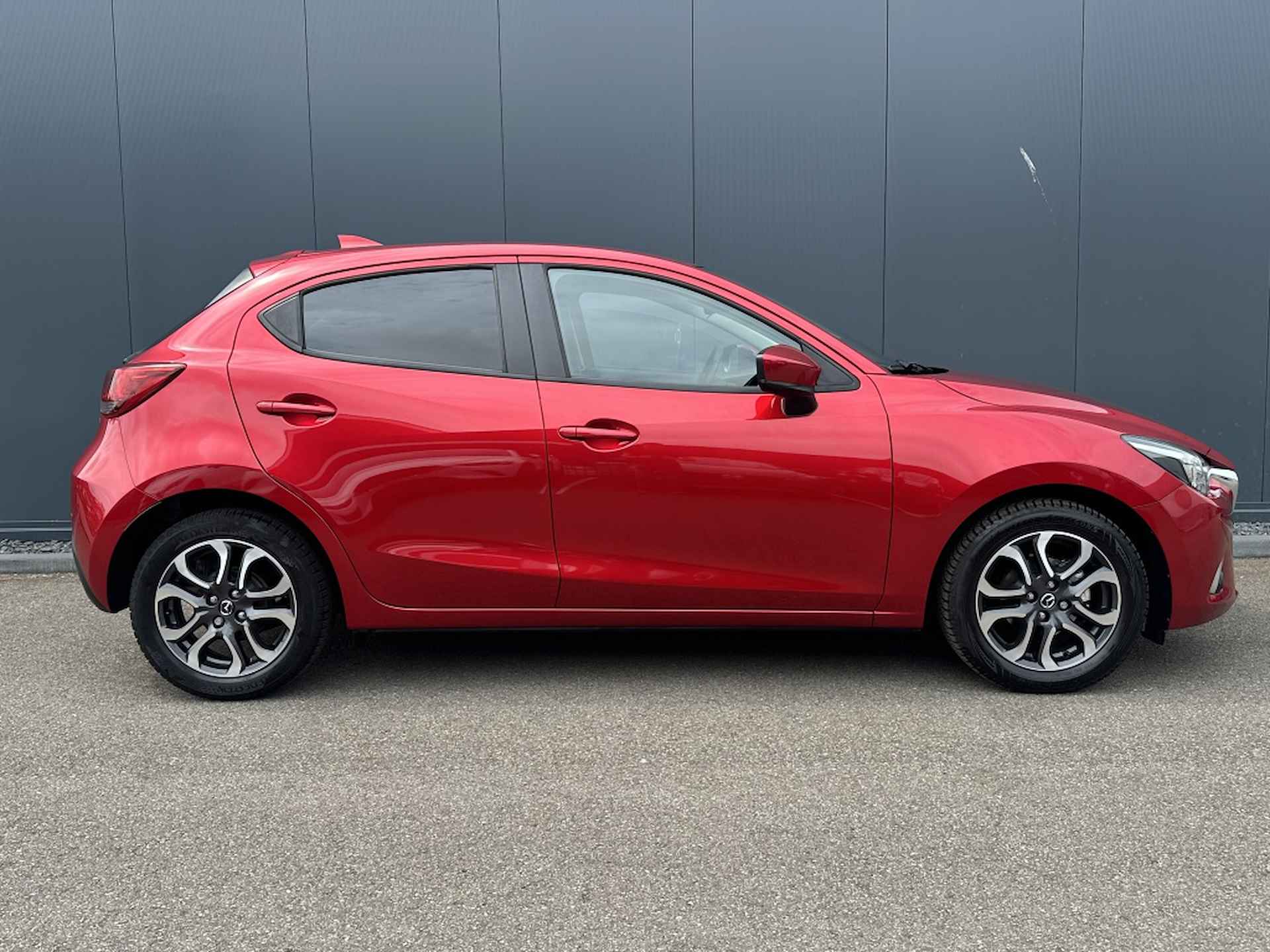 Mazda 2 1.5 Skyactiv-G GT-M - 16/36